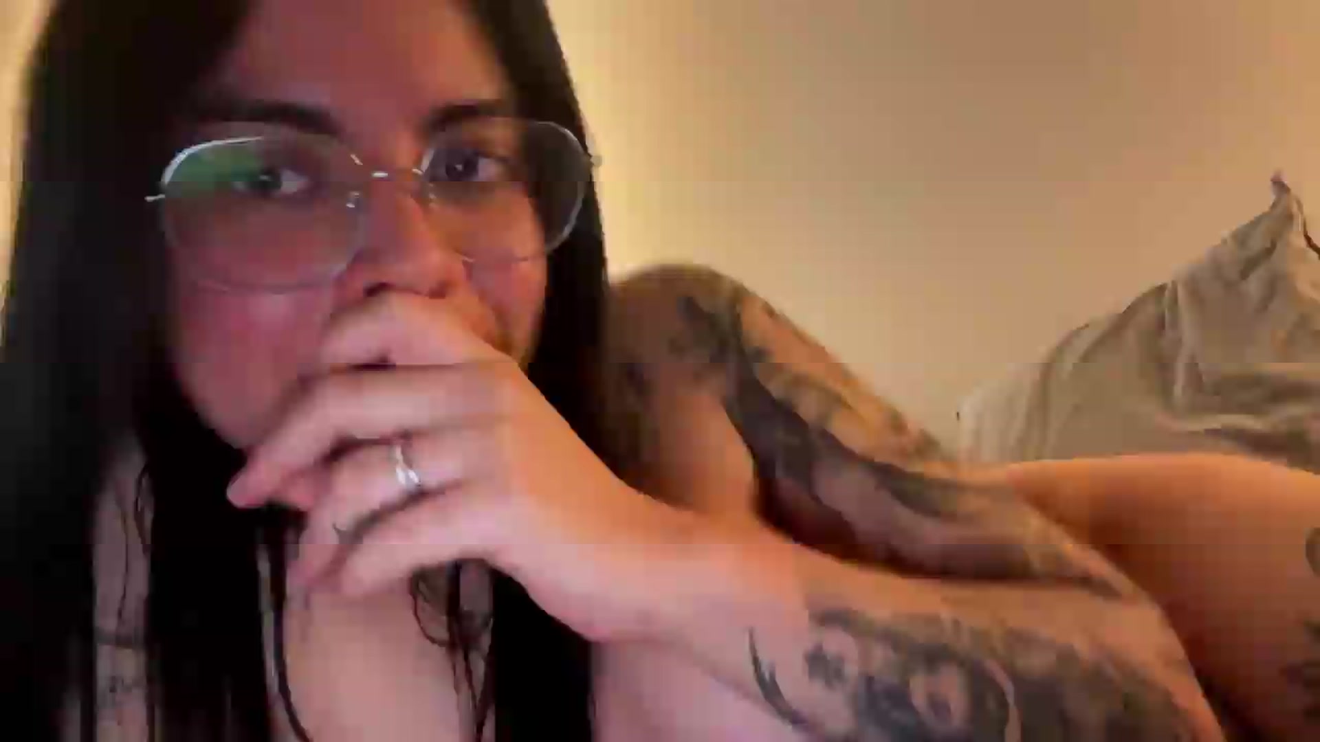 Gallery image thumbnail from Sasha_Noir's myfreecams stream on, 08/28/2026, 24:06 image 6 of 20