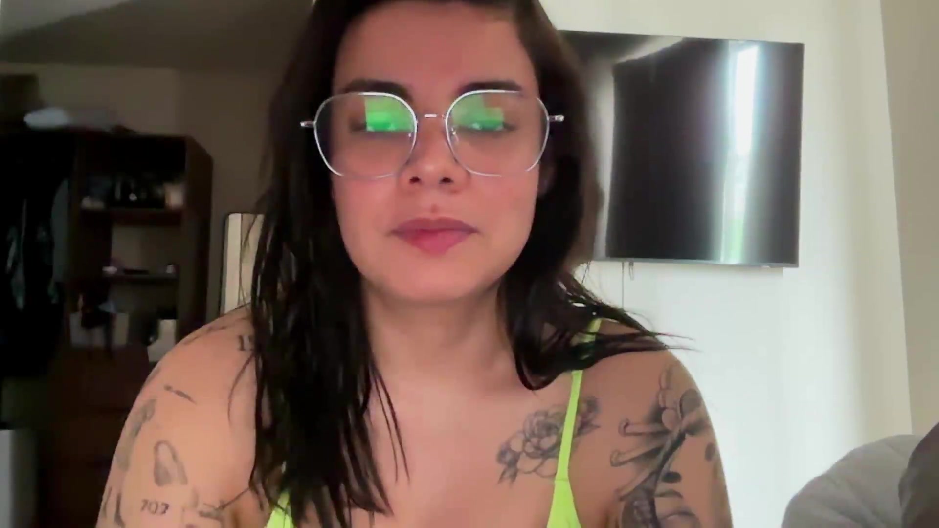 Gallery image thumbnail from Sasha_Noir's myfreecams stream on, 08/30/2026, 23:35 image 6 of 20