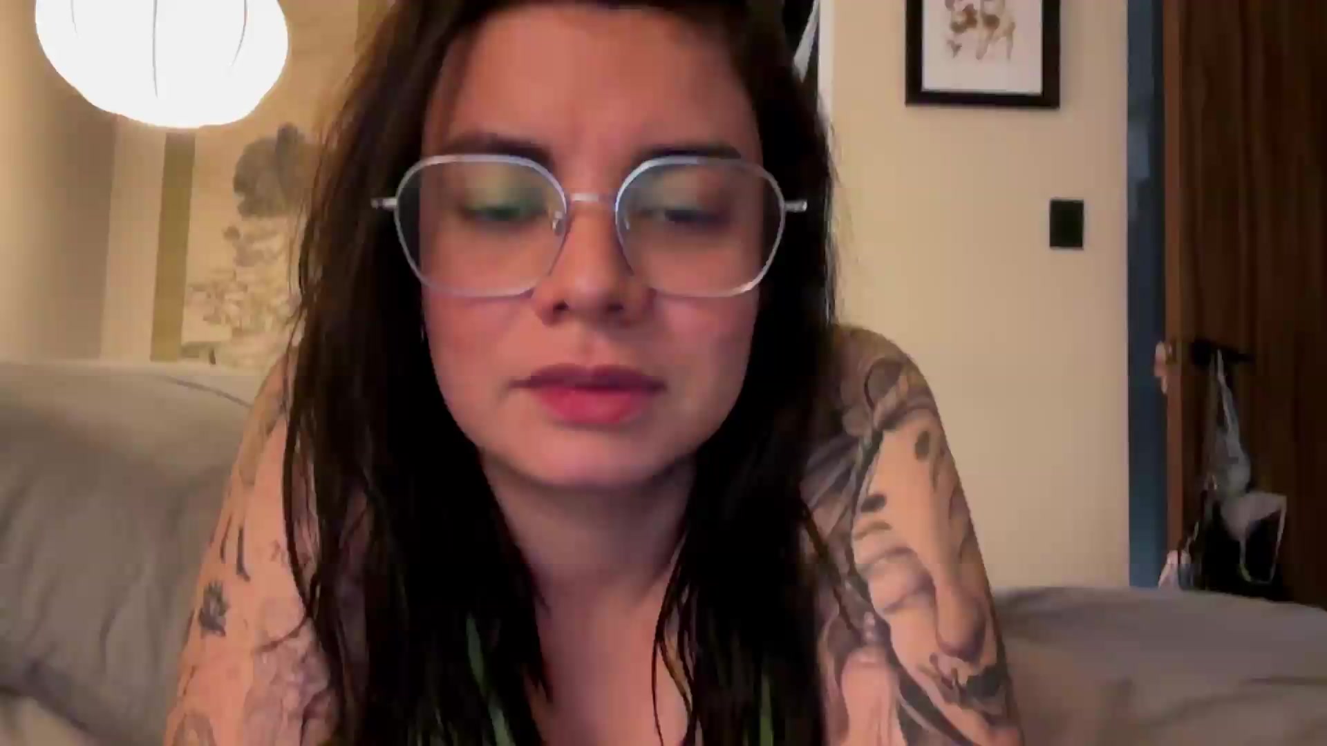 Gallery image thumbnail from Sasha_Noir's myfreecams stream on, 08/30/2026, 23:35 image 17 of 20