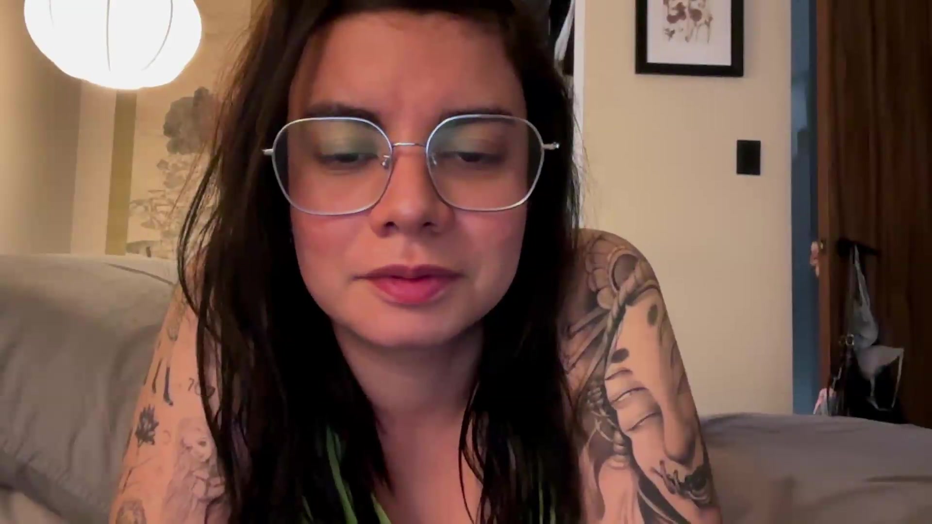 Gallery image thumbnail from Sasha_Noir's myfreecams stream on, 08/30/2026, 23:35 image 19 of 20