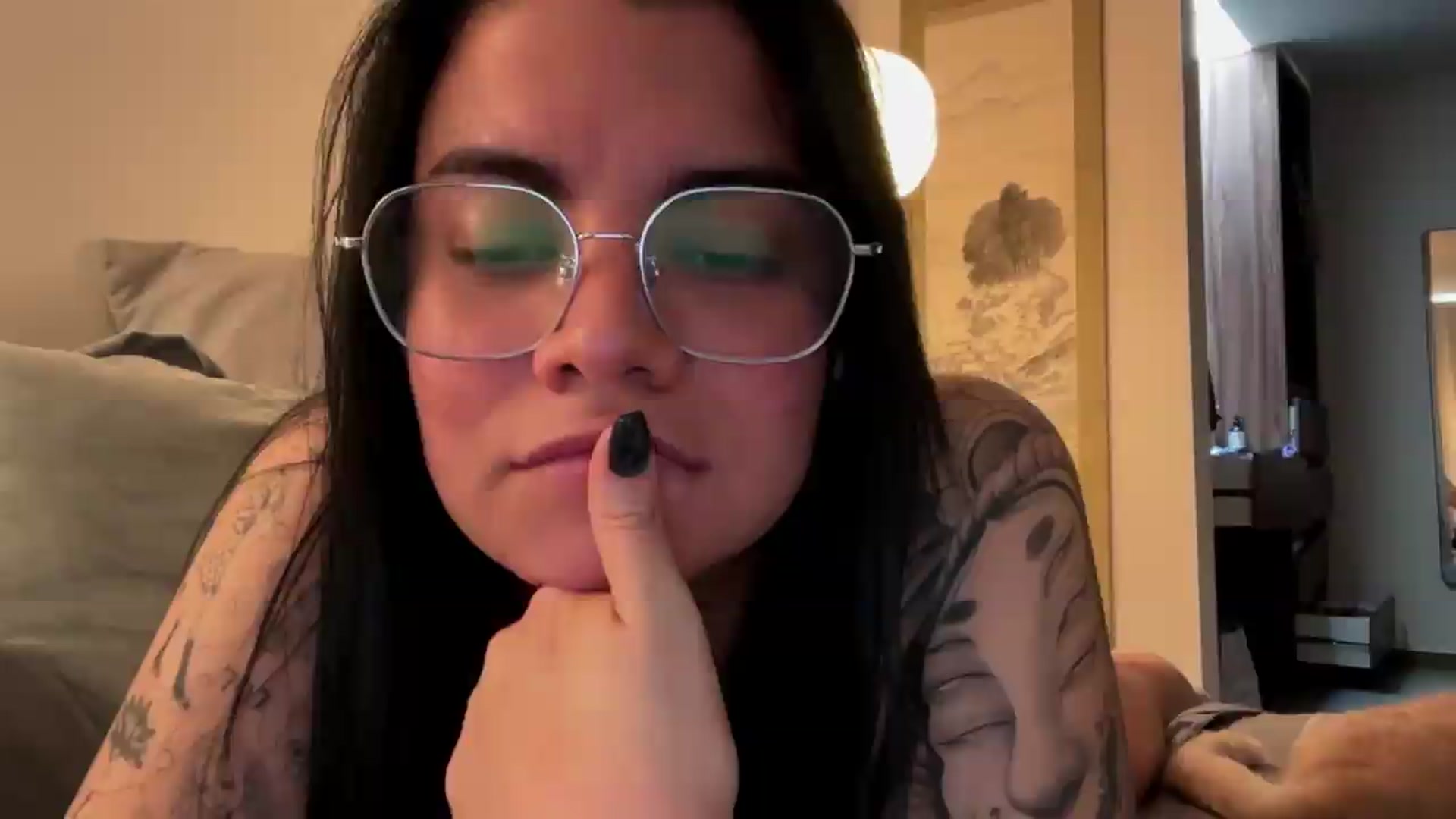 Gallery image thumbnail from Sasha_Noir's myfreecams stream on, 09/02/2026, 23:48 image 1 of 20