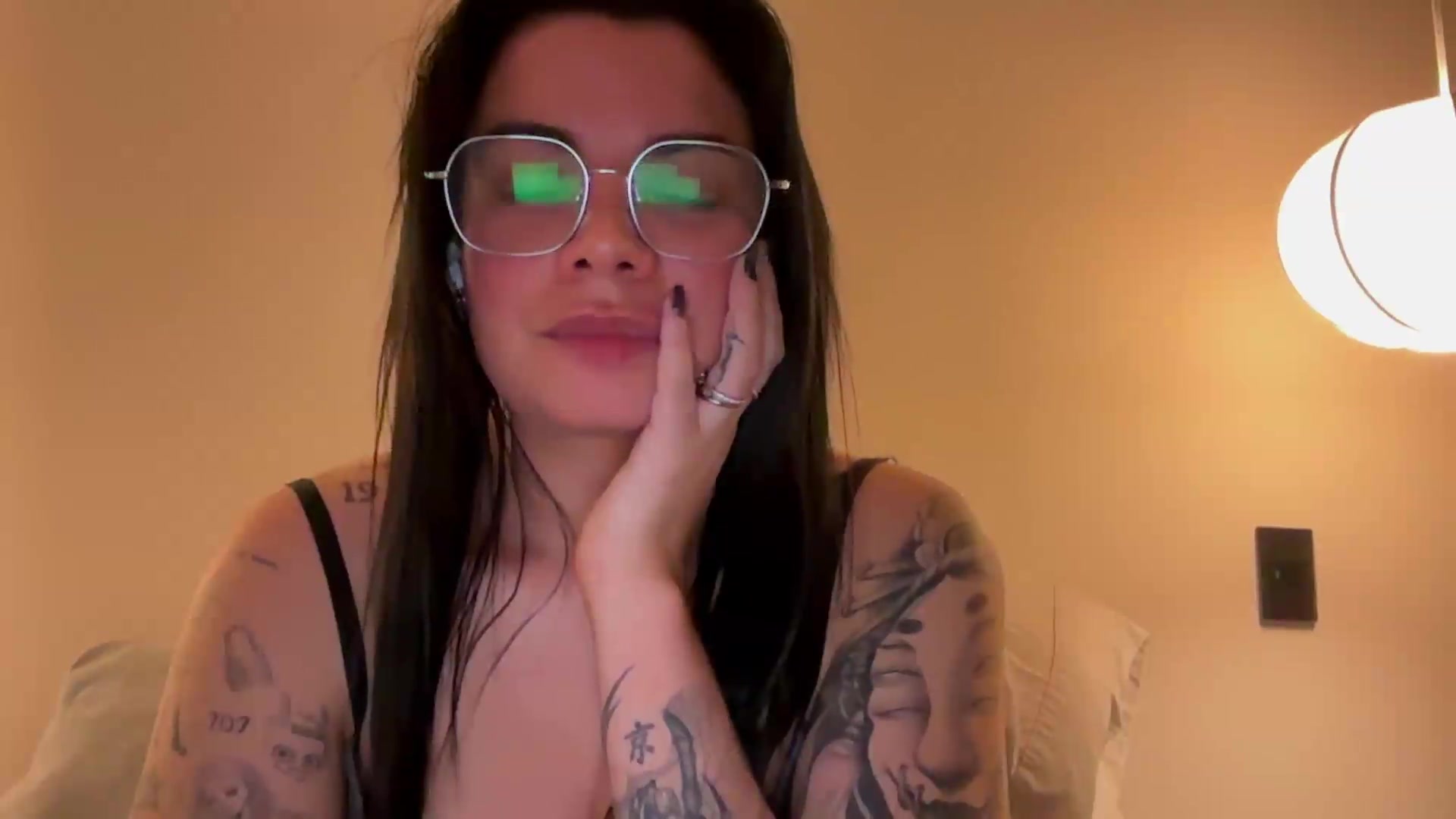 Gallery image thumbnail from Sasha_Noir's myfreecams stream on, 09/02/2026, 23:48 image 19 of 20