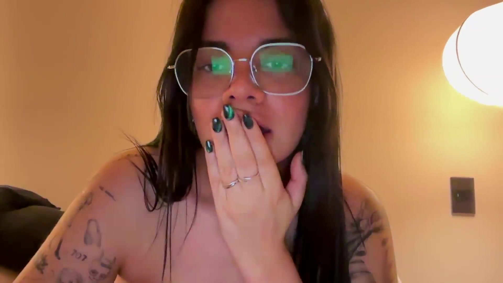 Gallery image thumbnail from Sasha_Noir's myfreecams stream on, 09/04/2026, 03:09 image 18 of 20