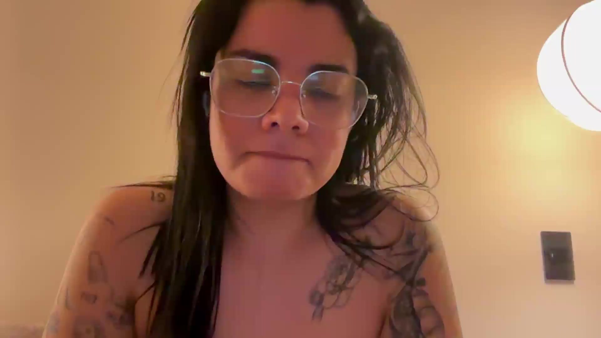 Gallery image thumbnail from Sasha_Noir's myfreecams stream on, 09/07/2026, 03:51 image 11 of 20
