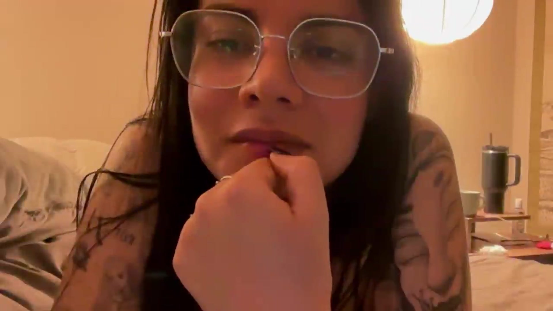 Gallery image thumbnail from Sasha_Noir's myfreecams stream on, 09/09/2026, 03:21 image 9 of 20