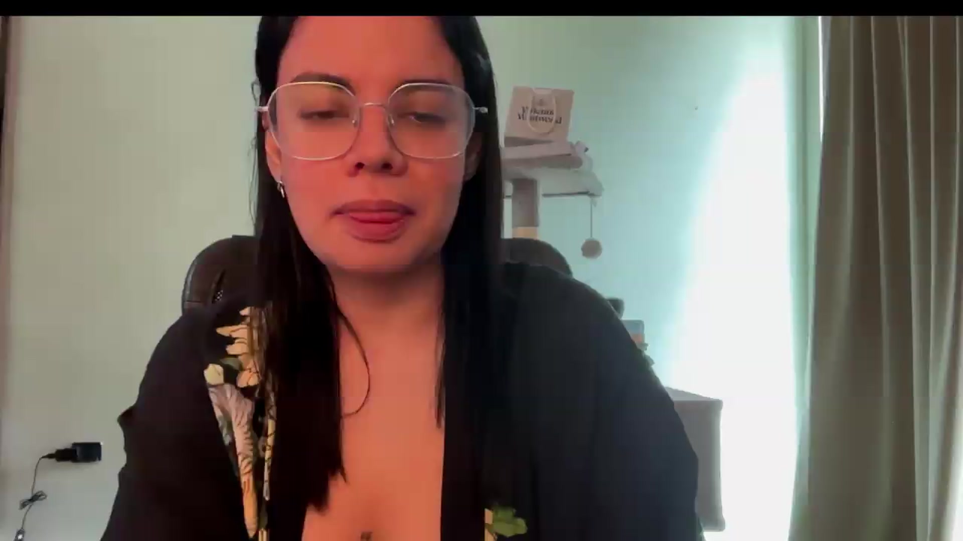 Gallery image thumbnail from Sasha_Noir's myfreecams stream on, 09/10/2026, 21:21 image 9 of 20