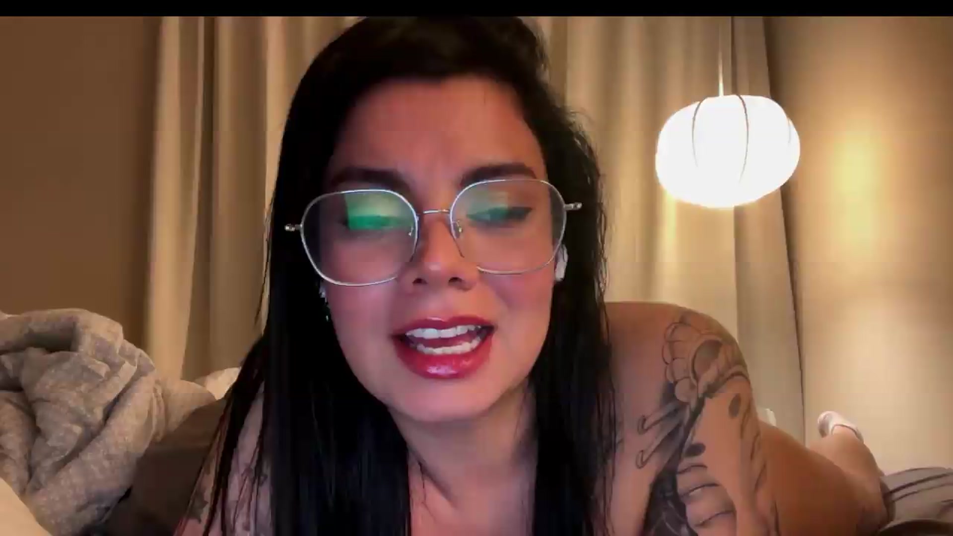 Gallery image thumbnail from Sasha_Noir's myfreecams stream on, 09/11/2026, 02:28 image 11 of 20