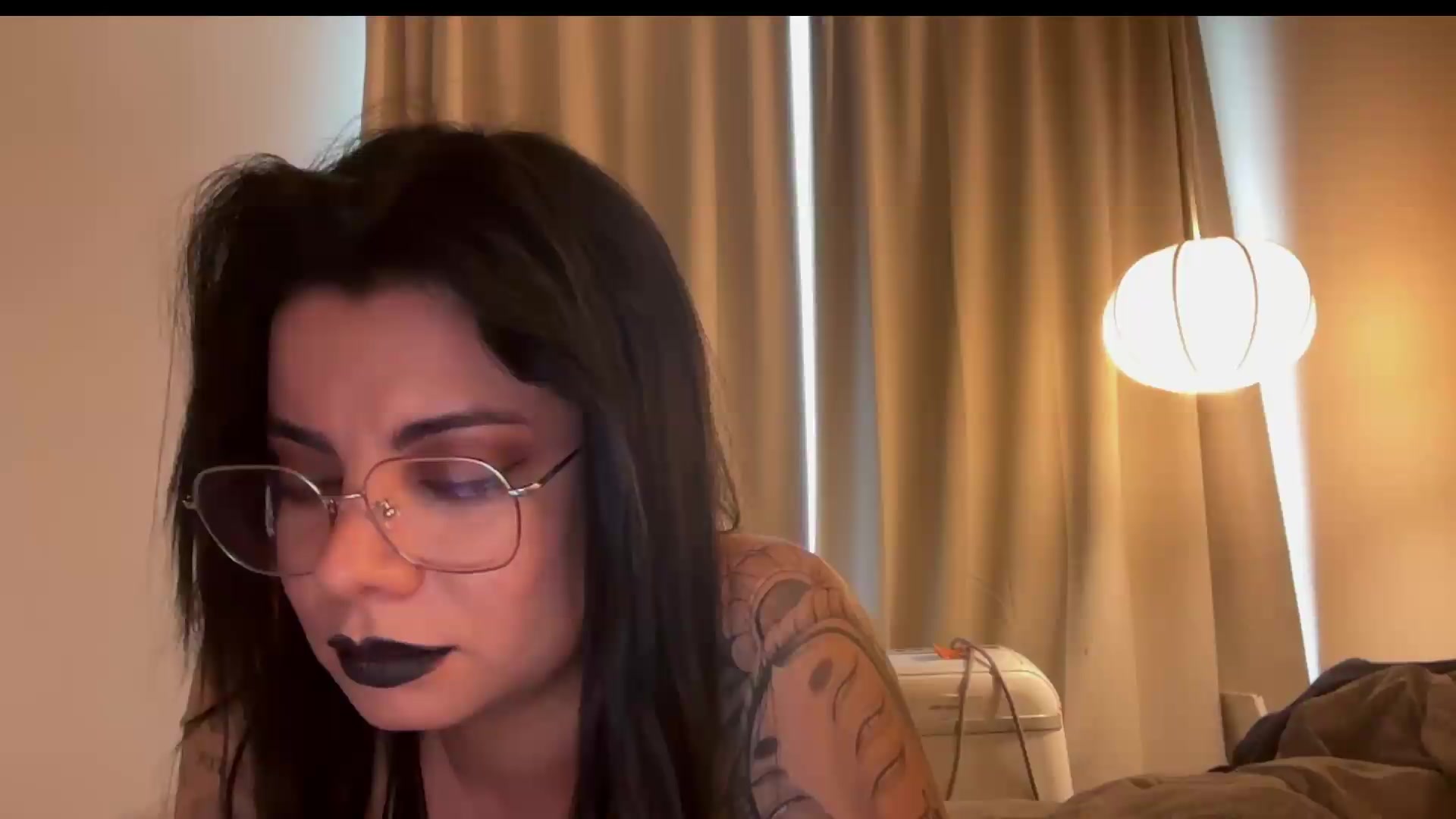 Gallery image thumbnail from Sasha_Noir's myfreecams stream on, 09/15/2026, 23:28 image 10 of 20