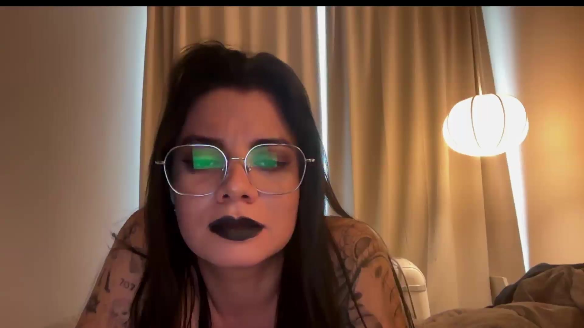 Gallery image thumbnail from Sasha_Noir's myfreecams stream on, 09/15/2026, 23:28 image 12 of 20