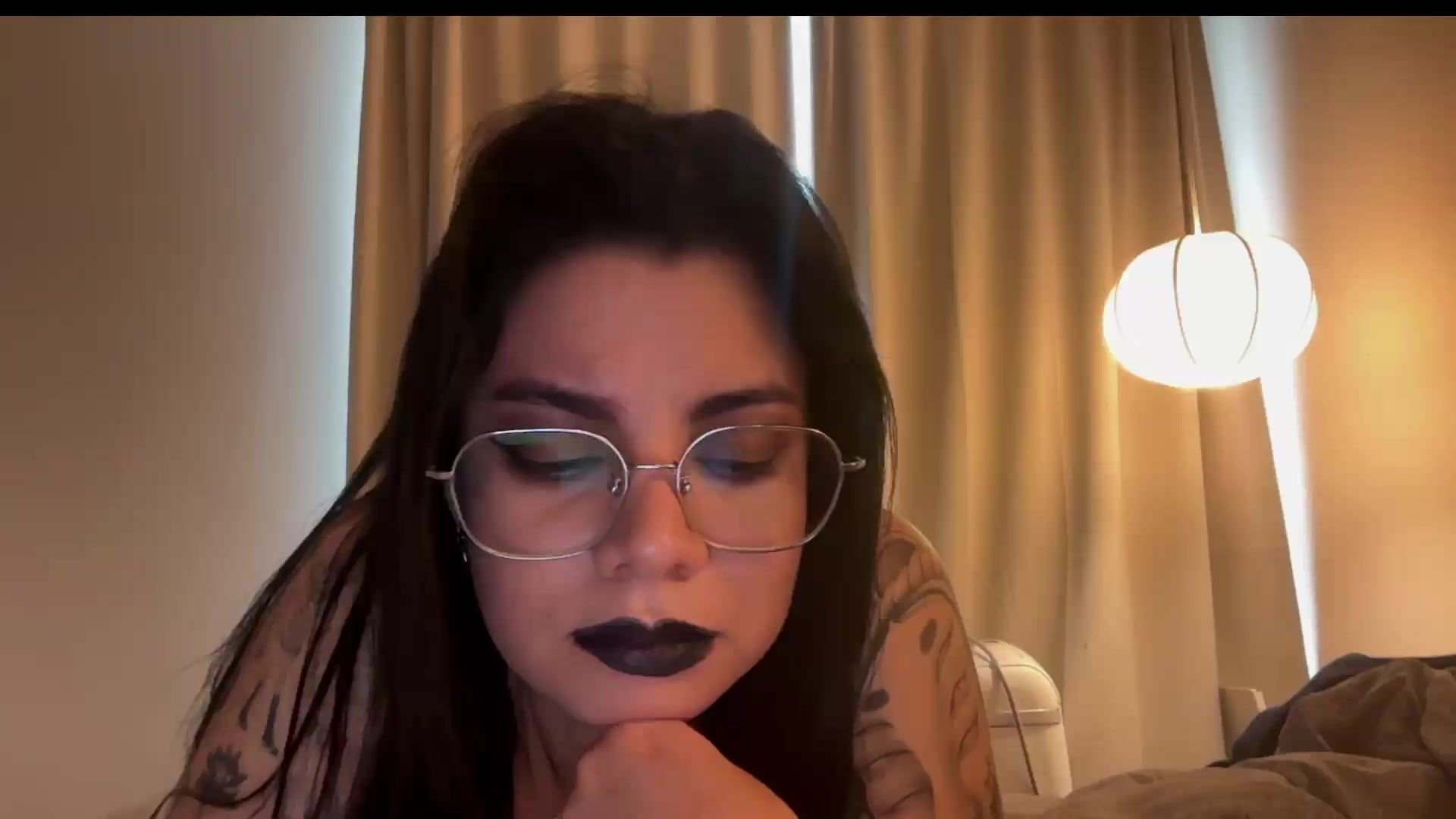Gallery image thumbnail from Sasha_Noir's myfreecams stream on, 09/15/2026, 23:28 image 3 of 20