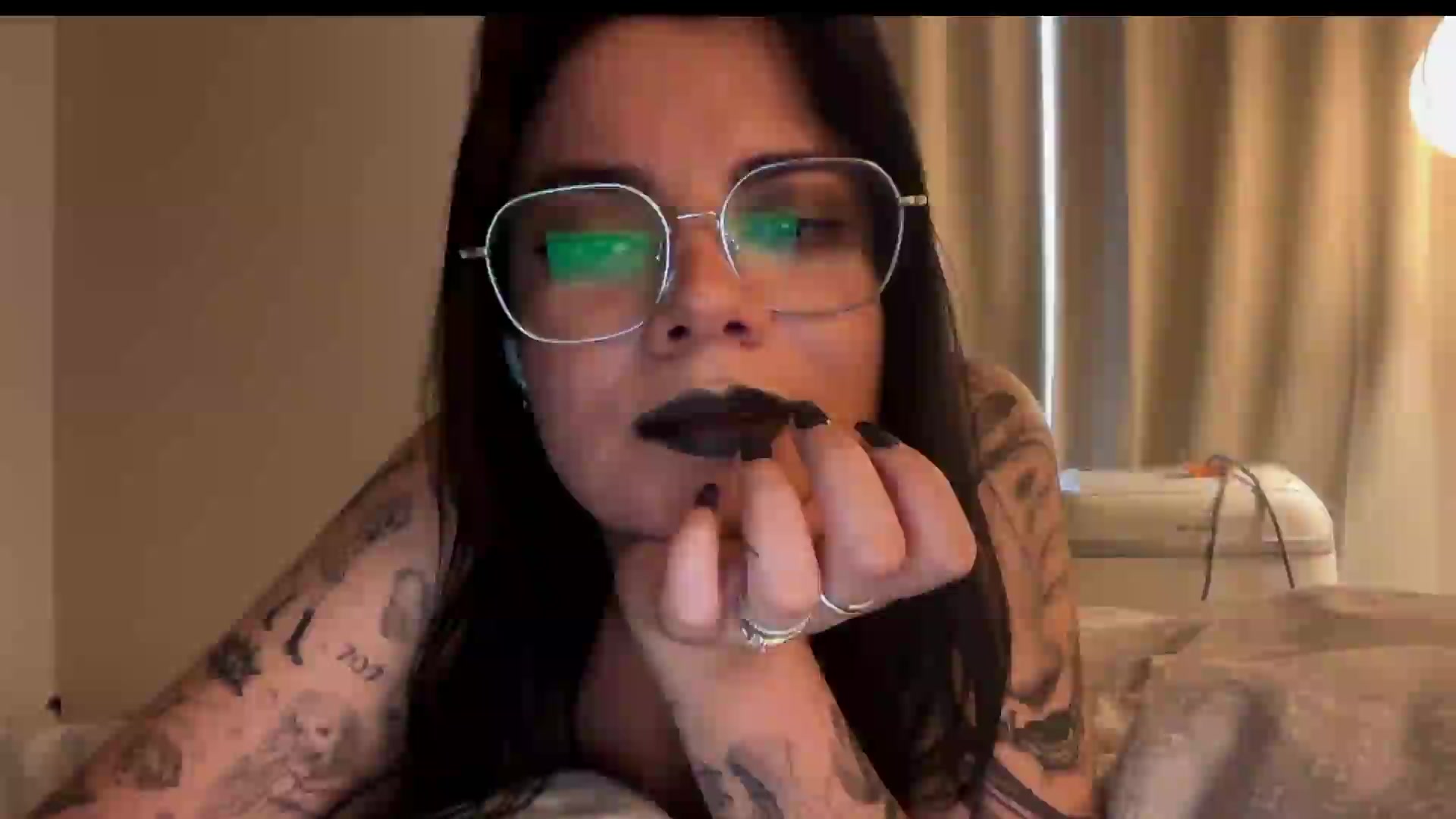 Gallery image thumbnail from Sasha_Noir's myfreecams stream on, 09/16/2026, 24:26 image 10 of 20