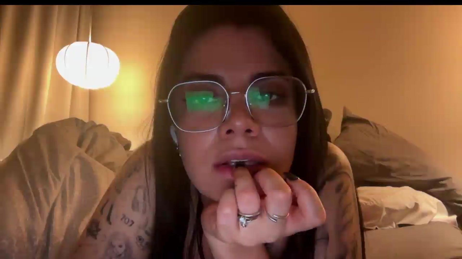 Gallery image thumbnail from Sasha_Noir's myfreecams stream on, 09/16/2026, 02:50 image 7 of 20