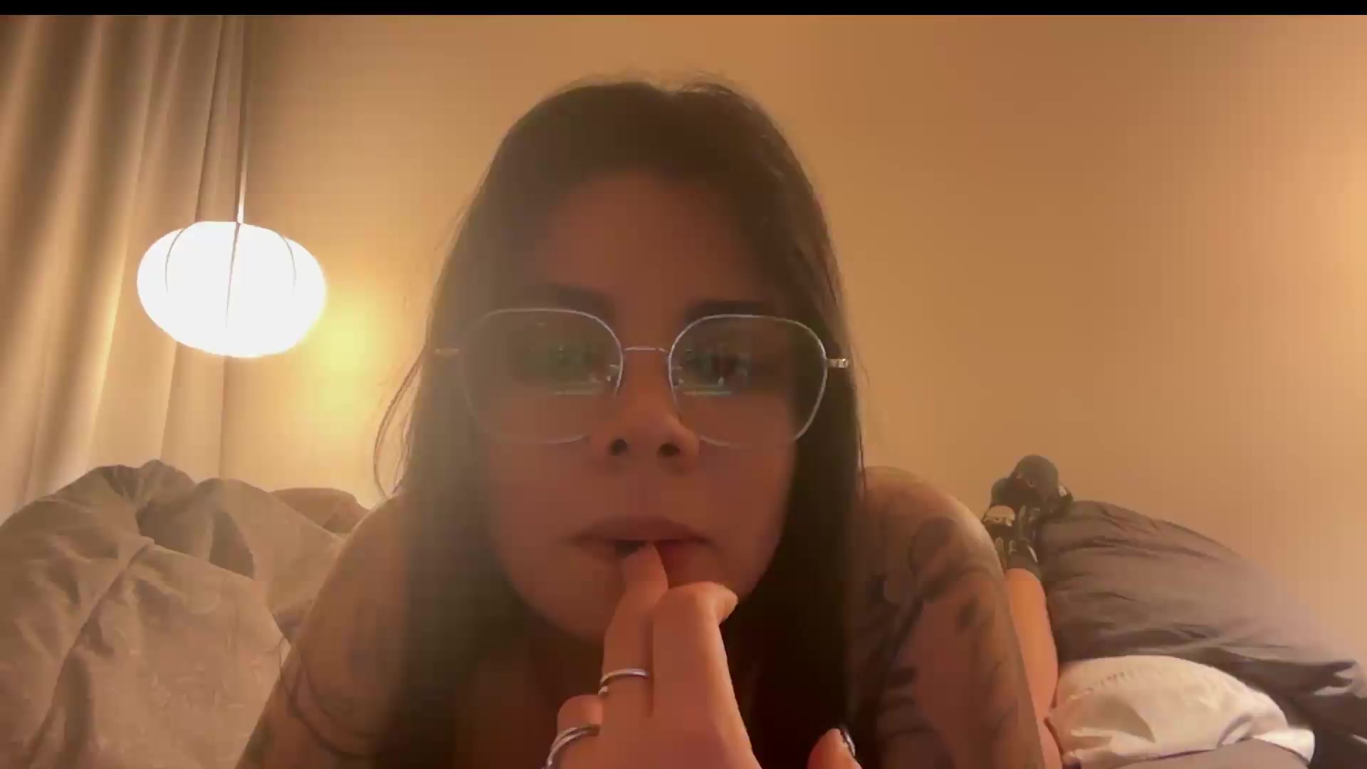 Gallery image thumbnail from Sasha_Noir's myfreecams stream on, 09/16/2026, 02:50 image 18 of 20