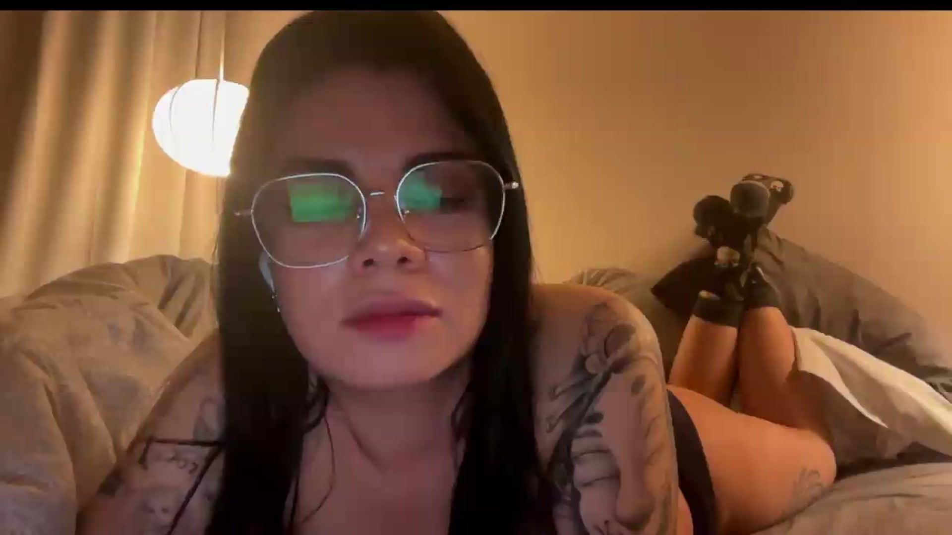 Gallery image thumbnail from Sasha_Noir's myfreecams stream on, 09/16/2026, 02:50 image 2 of 20