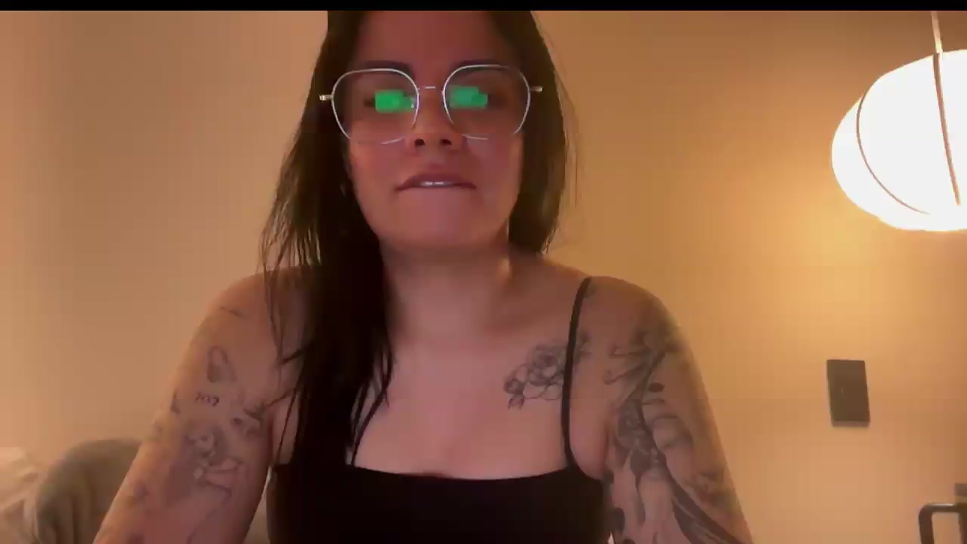 Gallery image thumbnail from Sasha_Noir's myfreecams stream on, 09/17/2026, 24:29 image 8 of 20