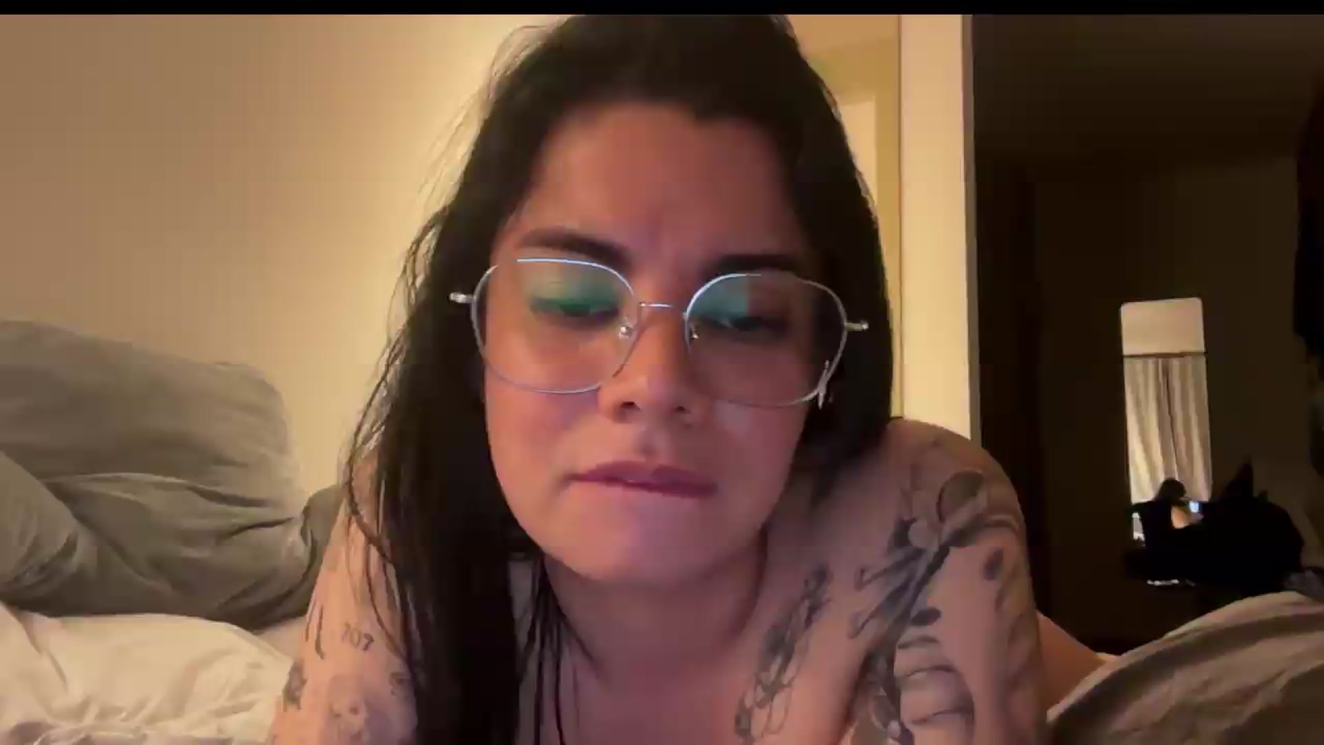 Gallery image thumbnail from Sasha_Noir's myfreecams stream on, 09/17/2026, 02:40 image 20 of 20