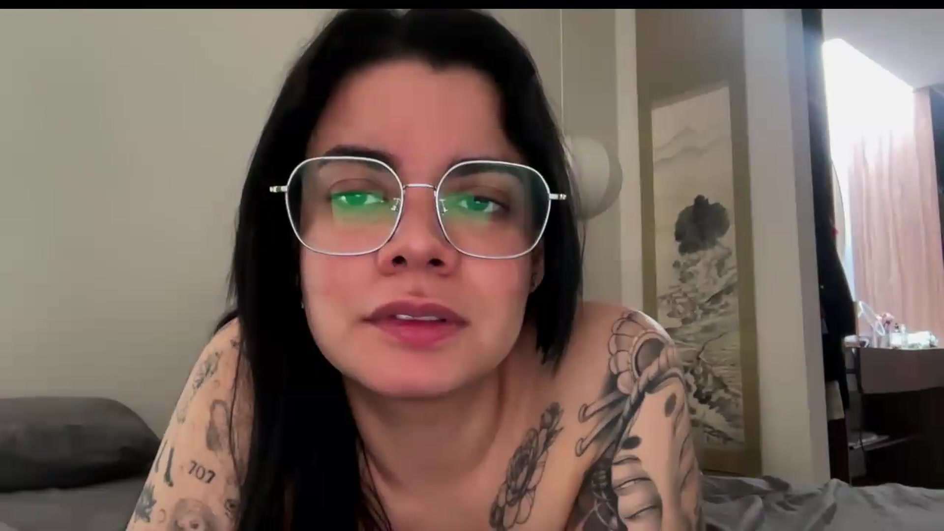 Gallery image thumbnail from Sasha_Noir's myfreecams stream on, 09/20/2026, 19:12 image 16 of 20