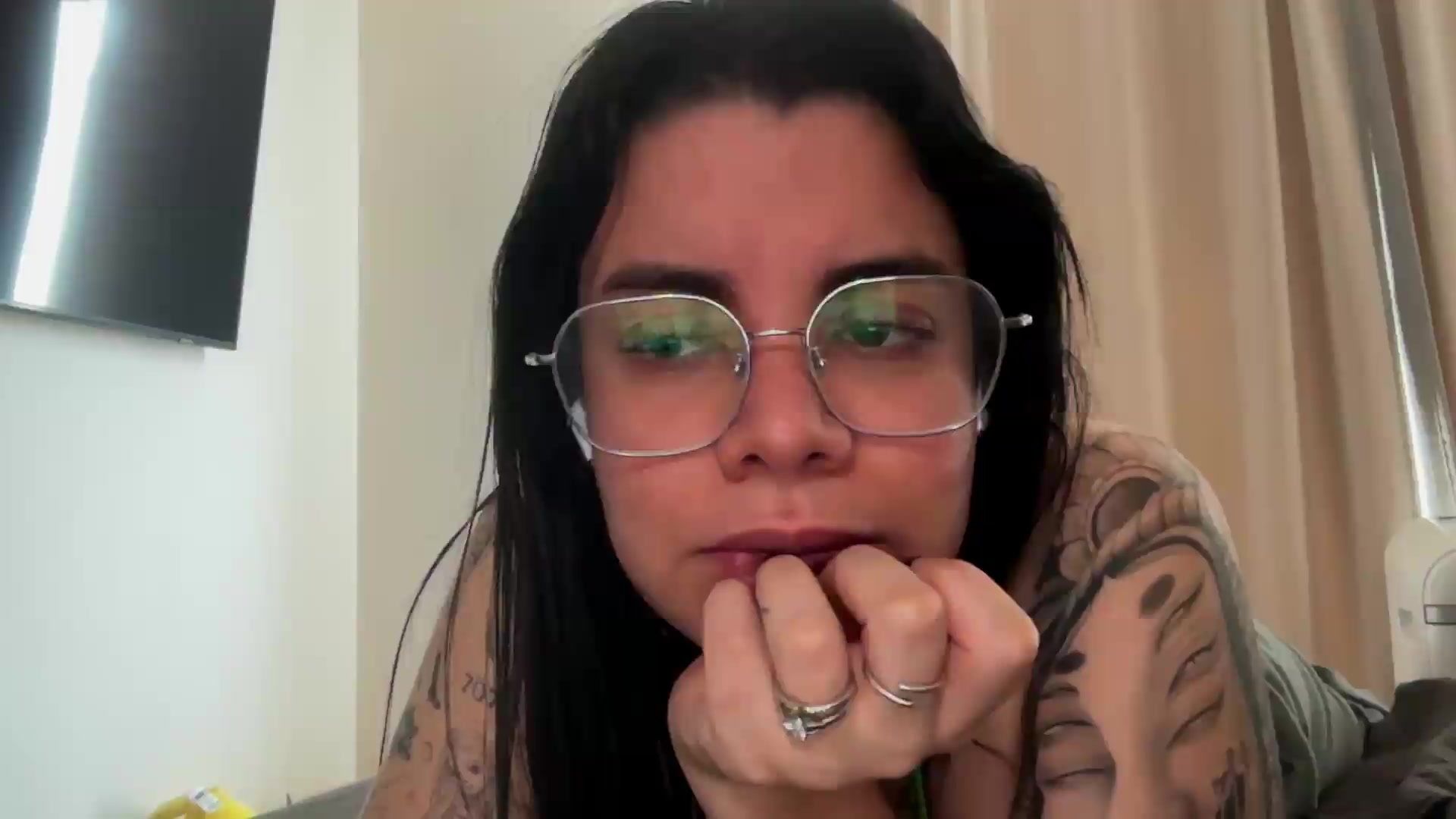 Gallery image thumbnail from Sasha_Noir's myfreecams stream on, 09/23/2026, 18:42 image 4 of 20