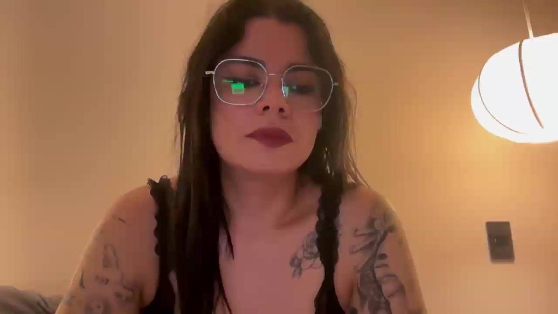 Gallery image thumbnail from Sasha_Noir's myfreecams stream on, 09/26/2026, 22:12 image 9 of 20