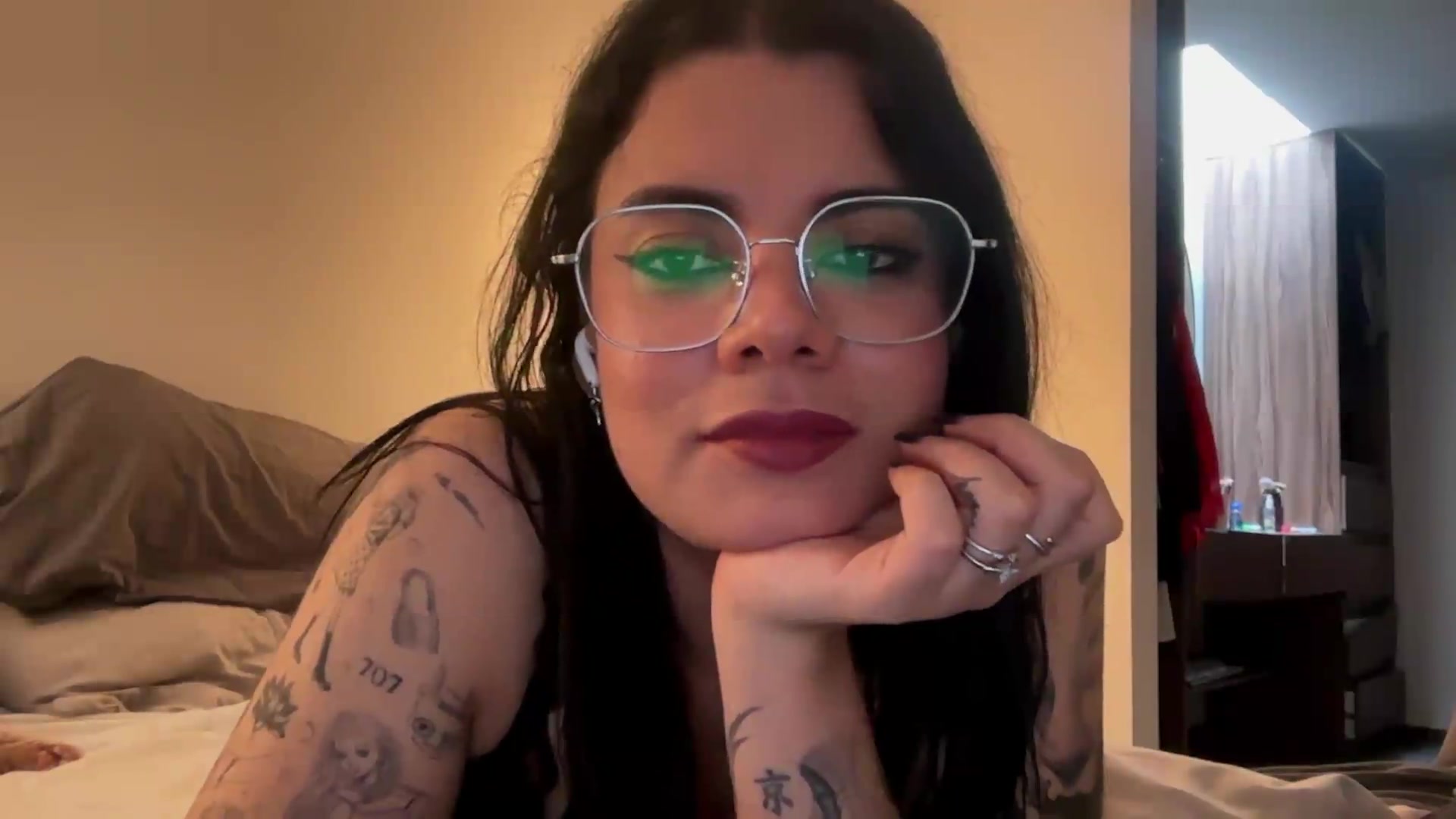 Gallery image thumbnail from Sasha_Noir's myfreecams stream on, 09/26/2026, 22:57 image 10 of 20