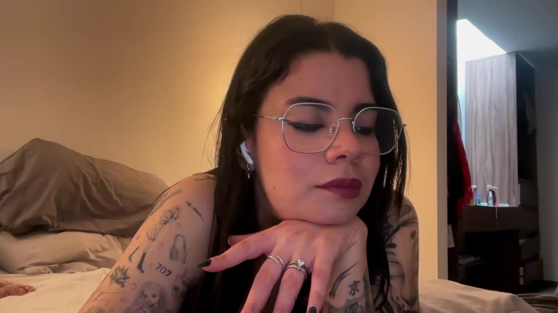 Gallery image thumbnail from Sasha_Noir's myfreecams stream on, 09/26/2026, 22:57 image 20 of 20