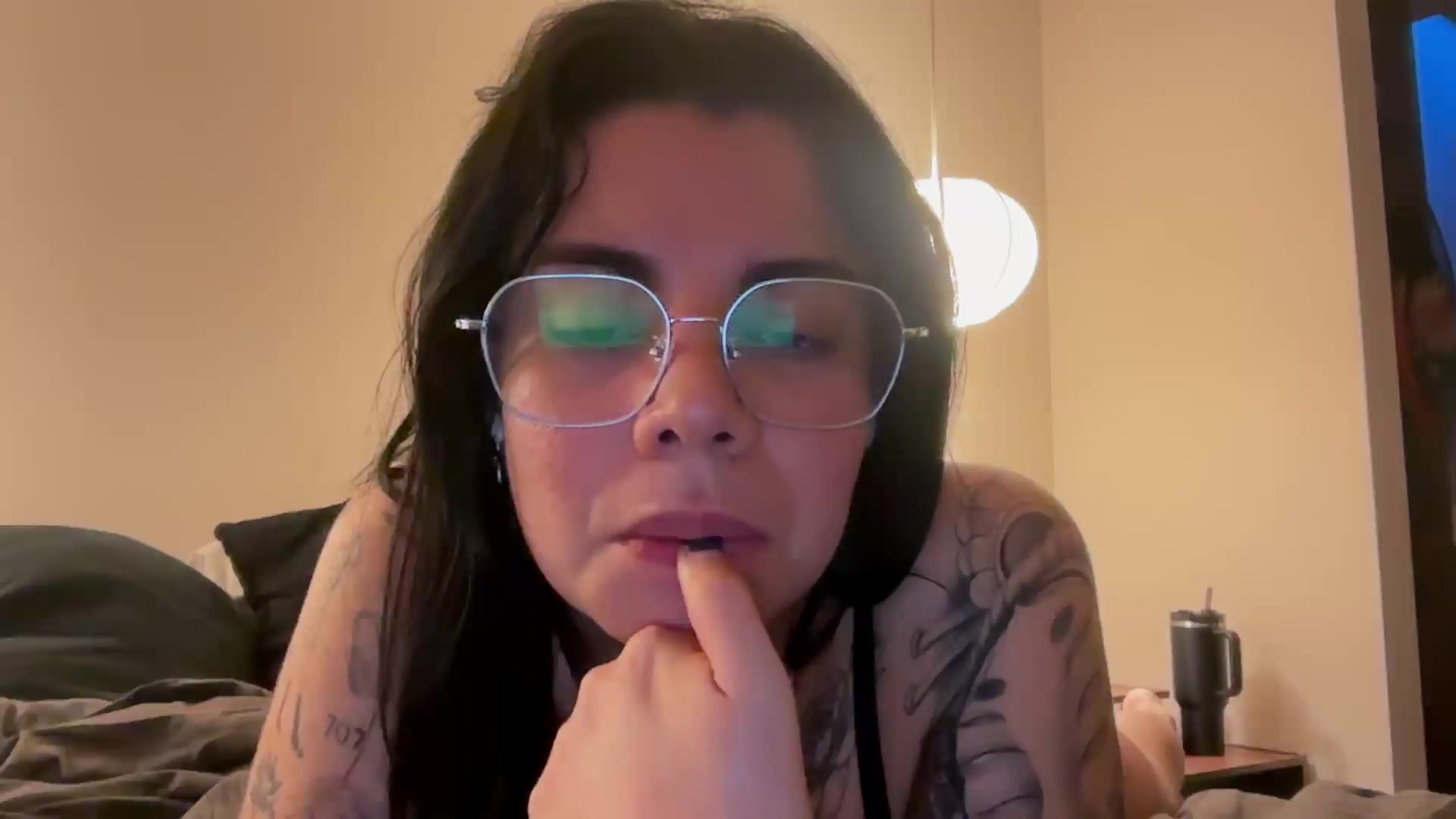 Gallery image thumbnail from Sasha_Noir's myfreecams stream on, 09/29/2026, 24:29 image 19 of 20