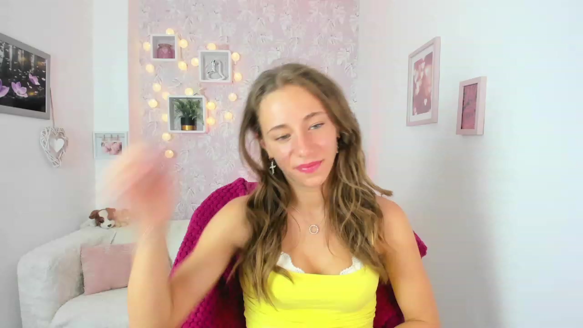 Gallery image thumbnail from Sasha_White18's myfreecams stream on, 06/13/2023, 13:41 image 16 of 20