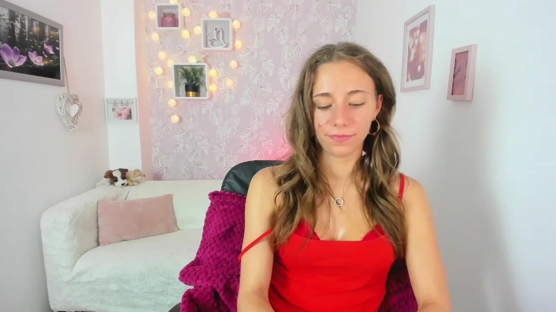 Gallery image thumbnail from Sasha_White18's myfreecams stream on, 06/14/2023, 15:17 image 20 of 20
