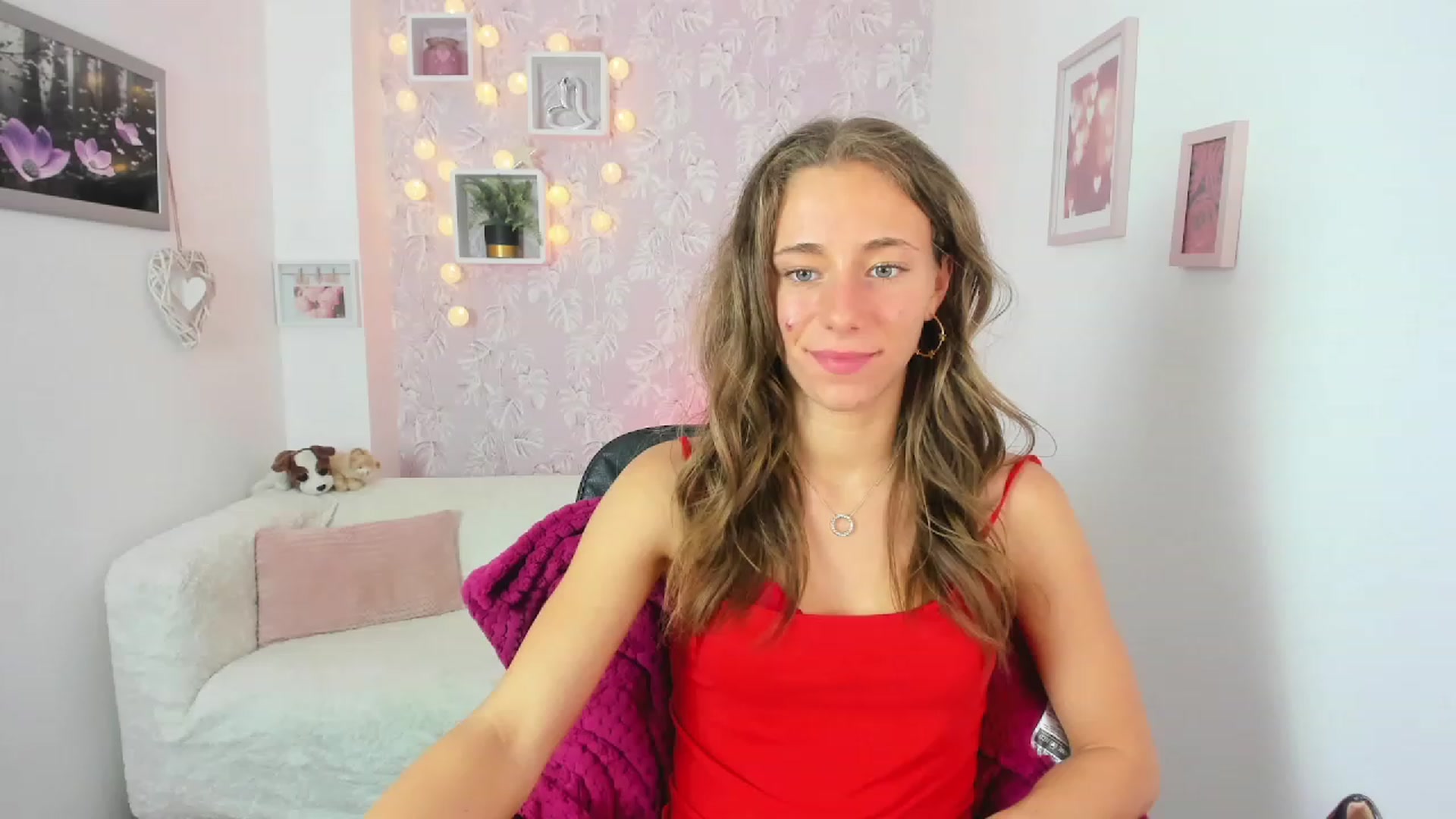 Gallery image thumbnail from Sasha_White18's myfreecams stream on, 06/14/2023, 17:32 image 20 of 20