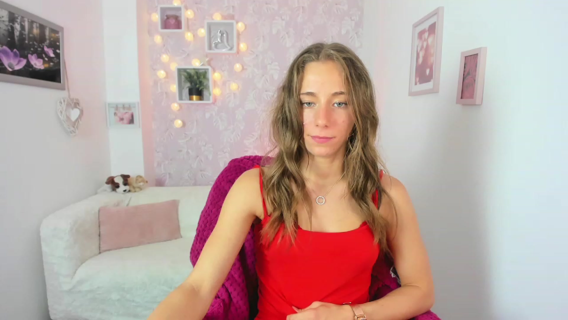 Gallery image thumbnail from Sasha_White18's myfreecams stream on, 06/14/2023, 17:32 image 11 of 20