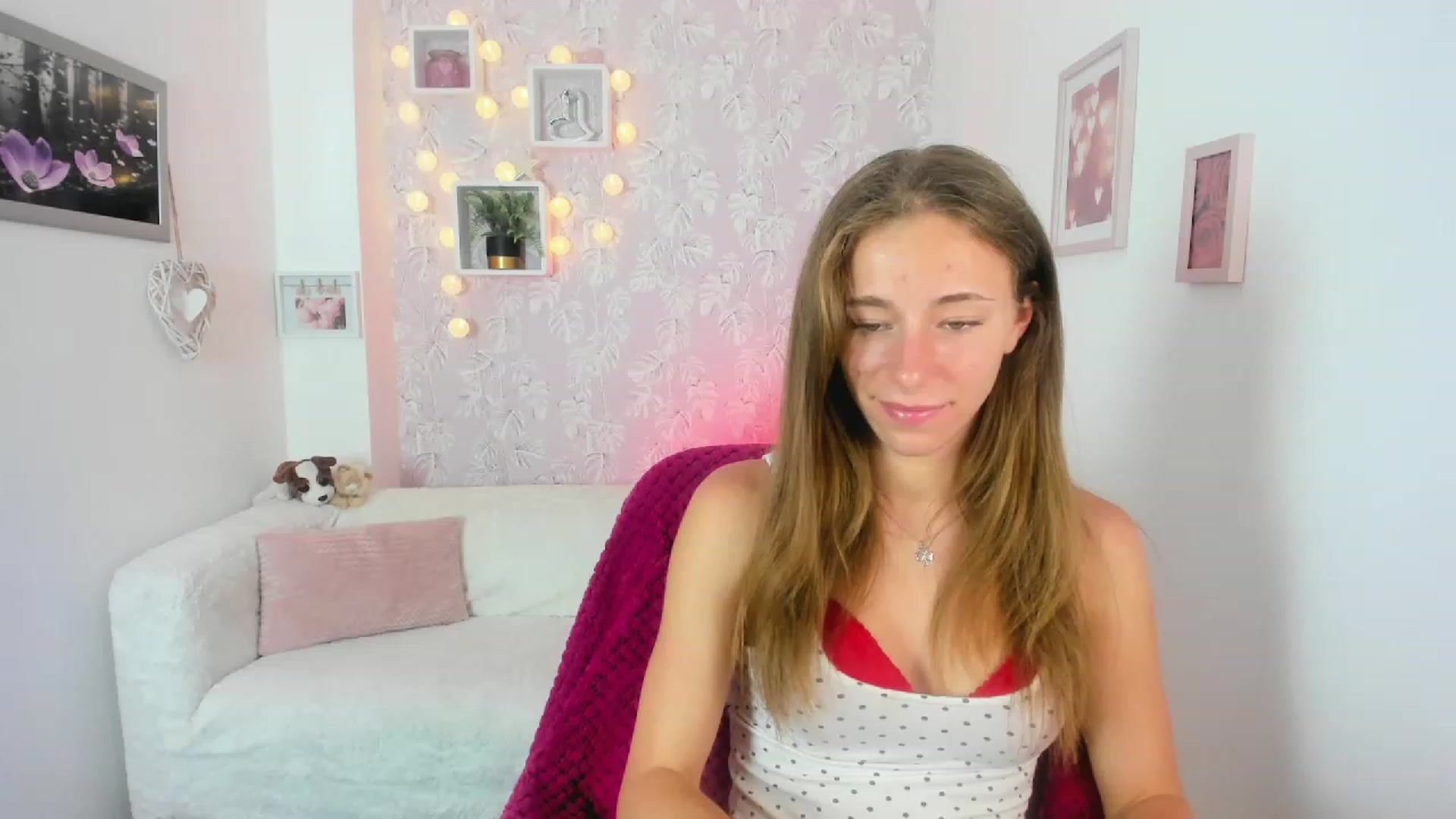 Gallery image thumbnail from Sasha_White18's myfreecams stream on, 07/11/2023, 11:42 image 11 of 20