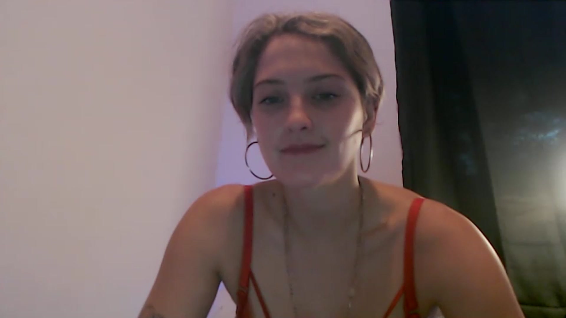Gallery image thumbnail from Sashaaa5's myfreecams stream on, 04/19/2023, 06:44 image 10 of 20