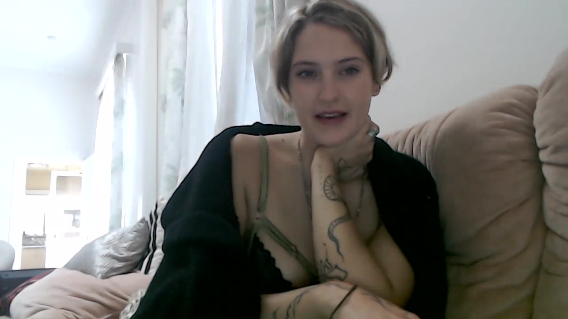 Gallery image thumbnail from Sashaaa5's myfreecams stream on, 04/20/2023, 04:28 image 20 of 20