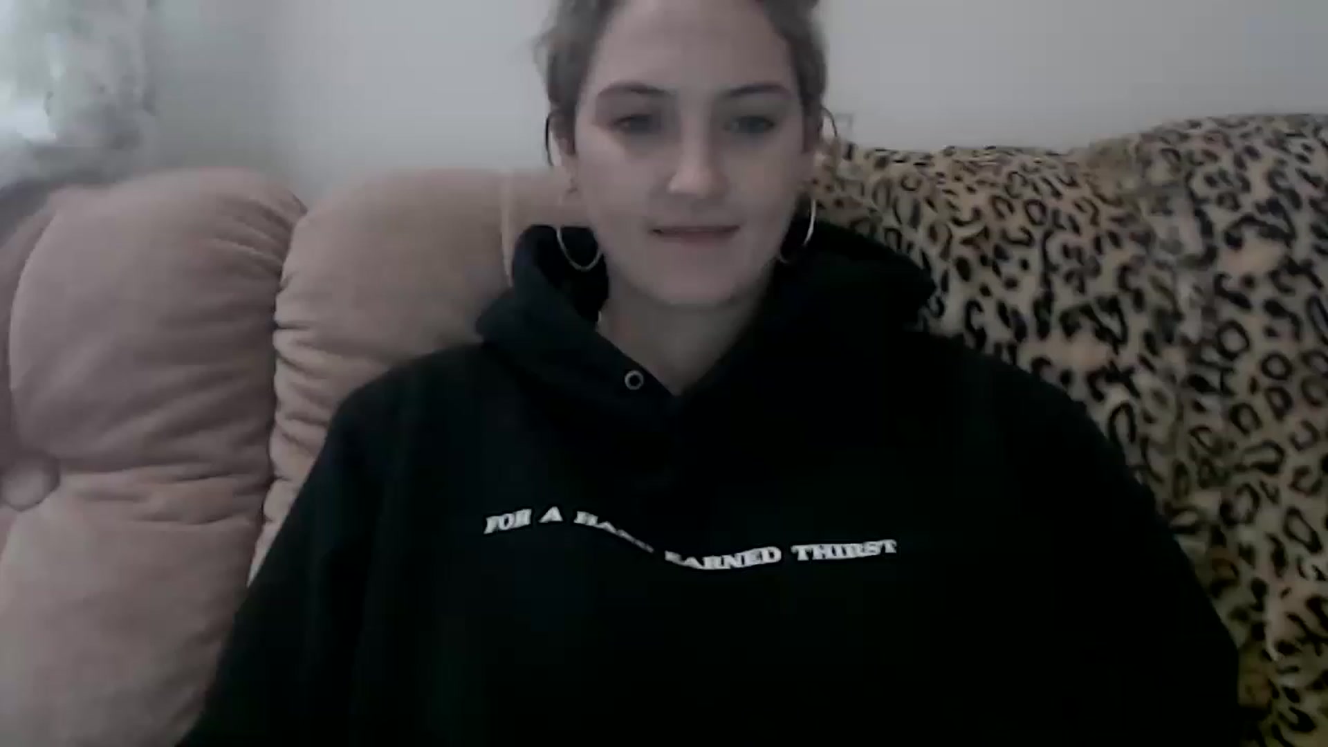 Gallery image thumbnail from Sashaaa5's myfreecams stream on, 04/21/2023, 05:50 image 1 of 20