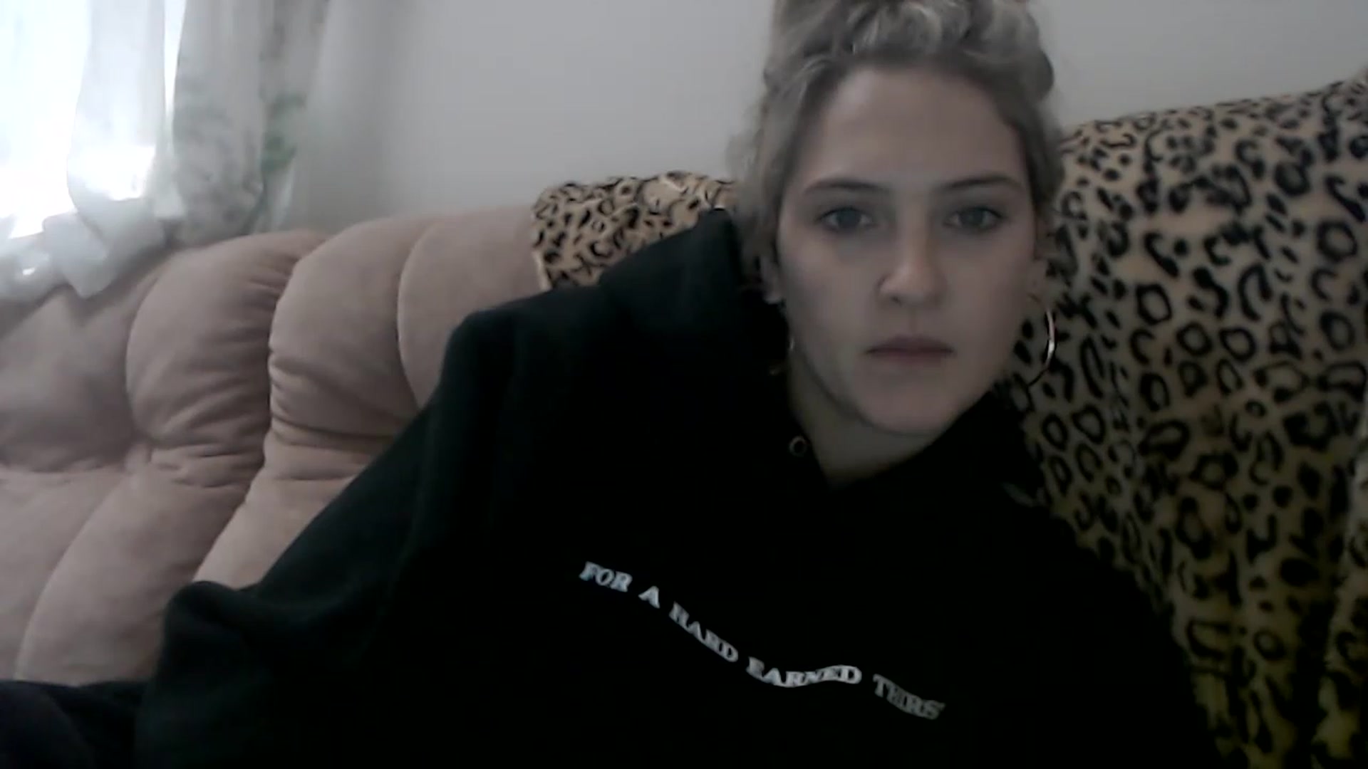 Gallery image thumbnail from Sashaaa5's myfreecams stream on, 04/21/2023, 05:50 image 9 of 20