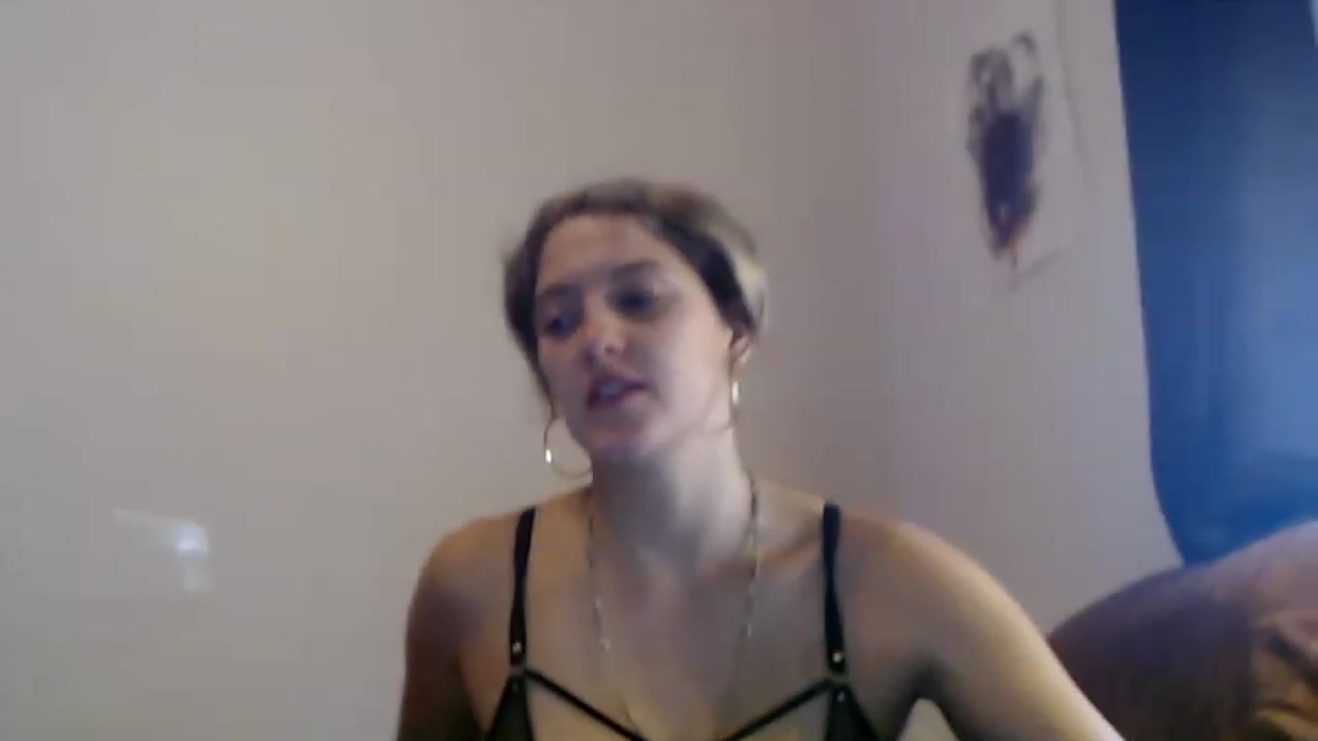 Gallery image thumbnail from Sashaaa5's myfreecams stream on, 04/24/2023, 04:41 image 6 of 20