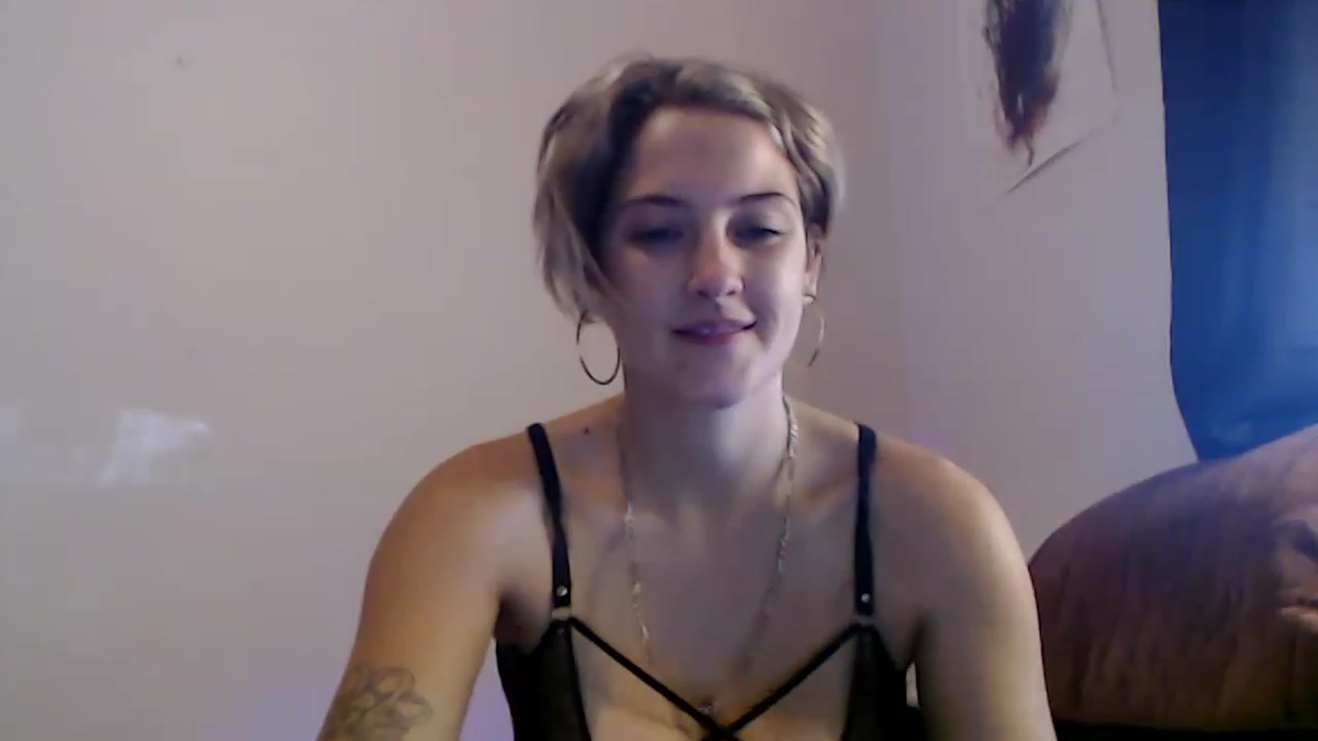 Gallery image thumbnail from Sashaaa5's myfreecams stream on, 04/24/2023, 04:41 image 1 of 20