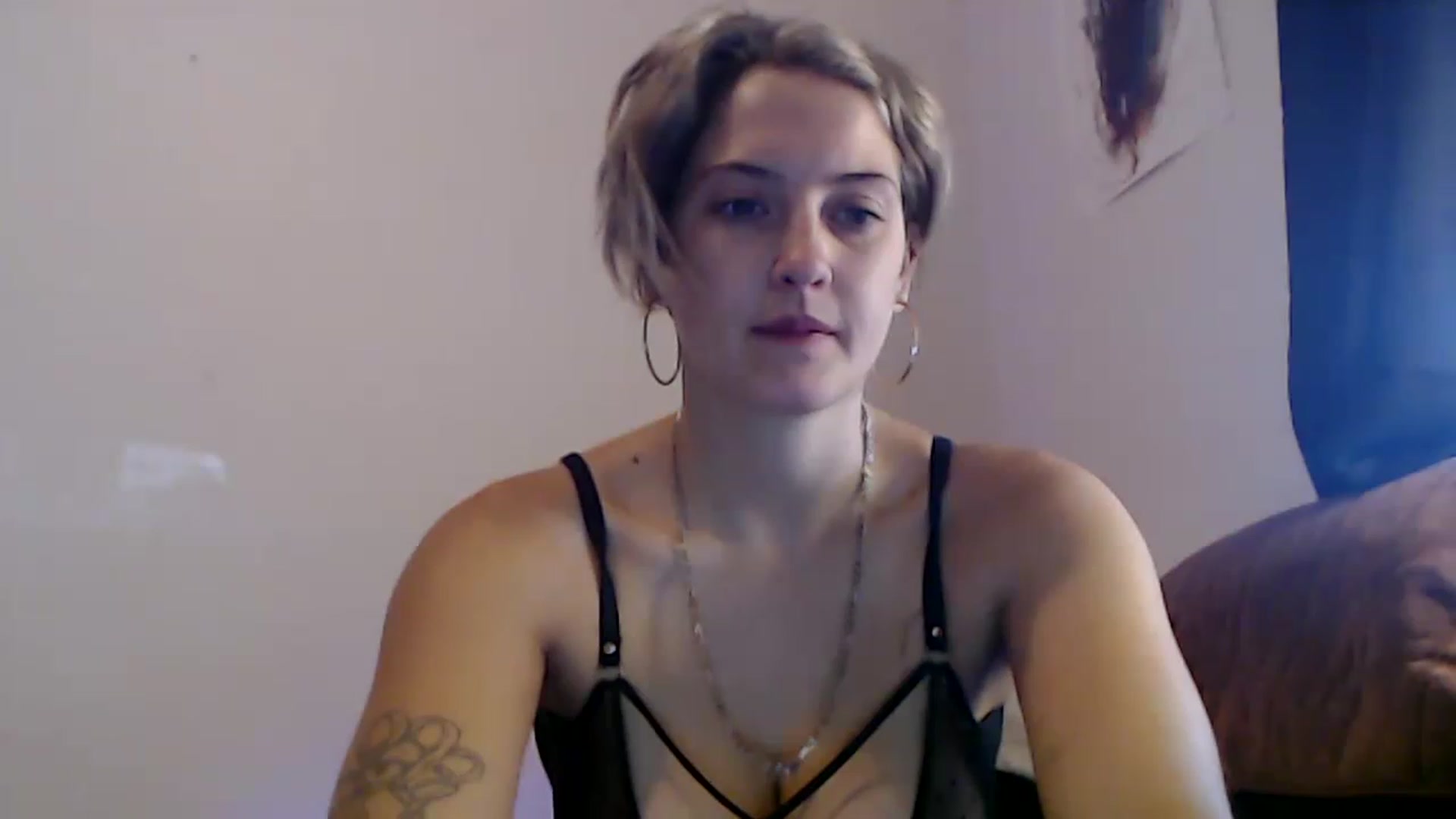 Gallery image thumbnail from Sashaaa5's myfreecams stream on, 04/24/2023, 04:41 image 2 of 20
