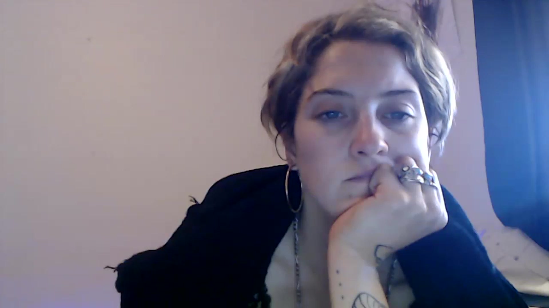 Gallery image thumbnail from Sashaaa5's myfreecams stream on, 04/24/2023, 05:26 image 12 of 20