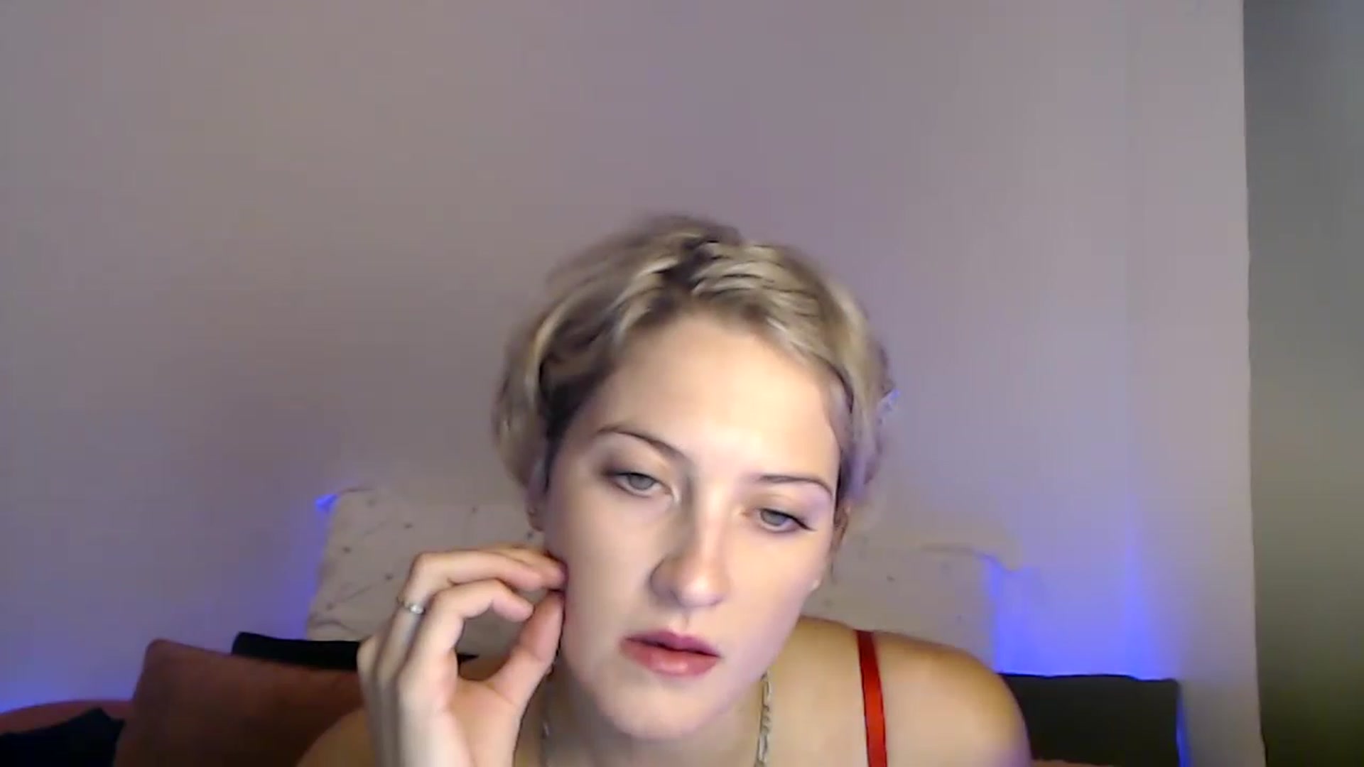 Gallery image thumbnail from Sashaaa5's myfreecams stream on, 04/28/2023, 03:38 image 6 of 20
