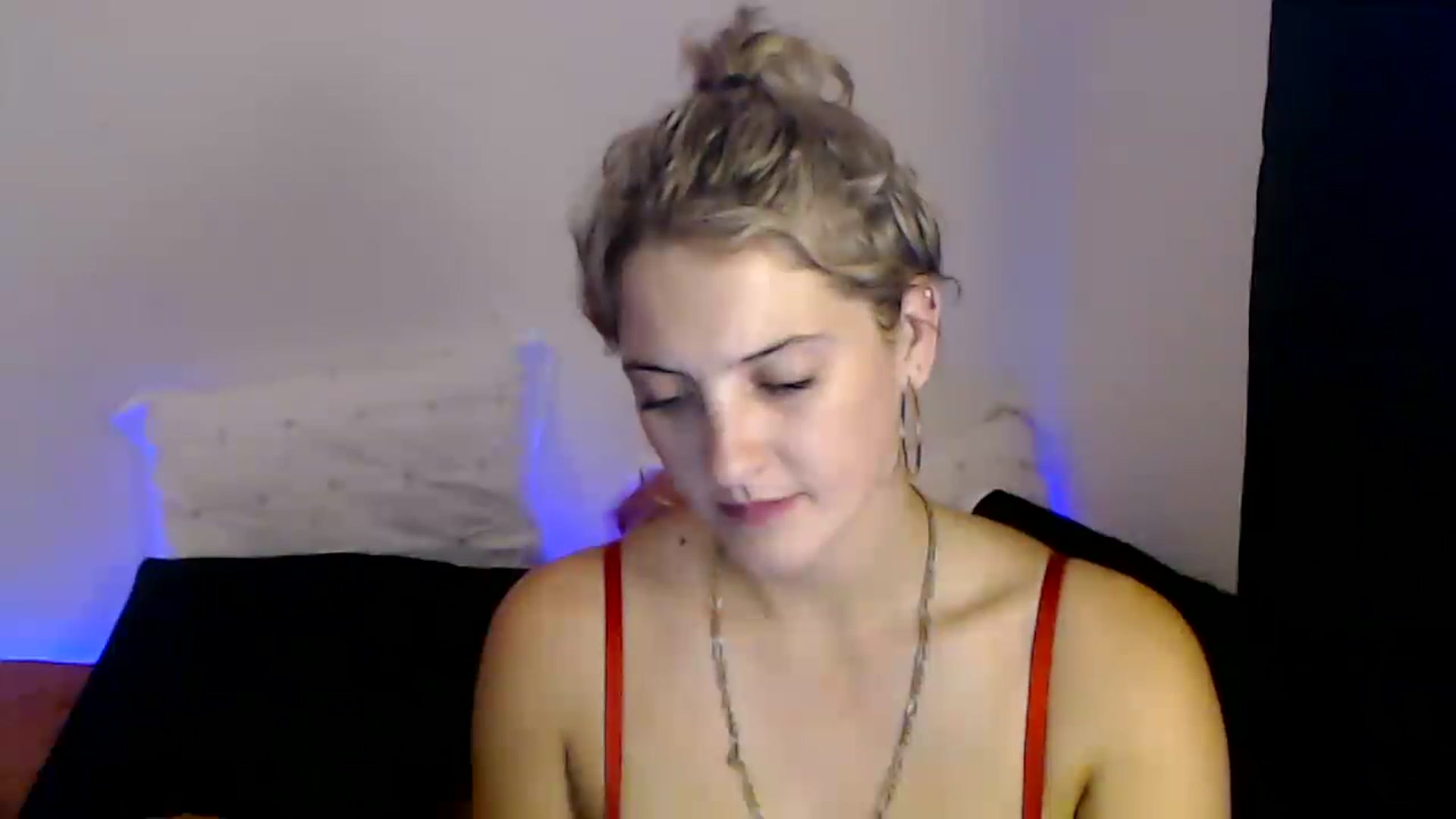 Gallery image thumbnail from Sashaaa5's myfreecams stream on, 05/02/2023, 06:29 image 19 of 20