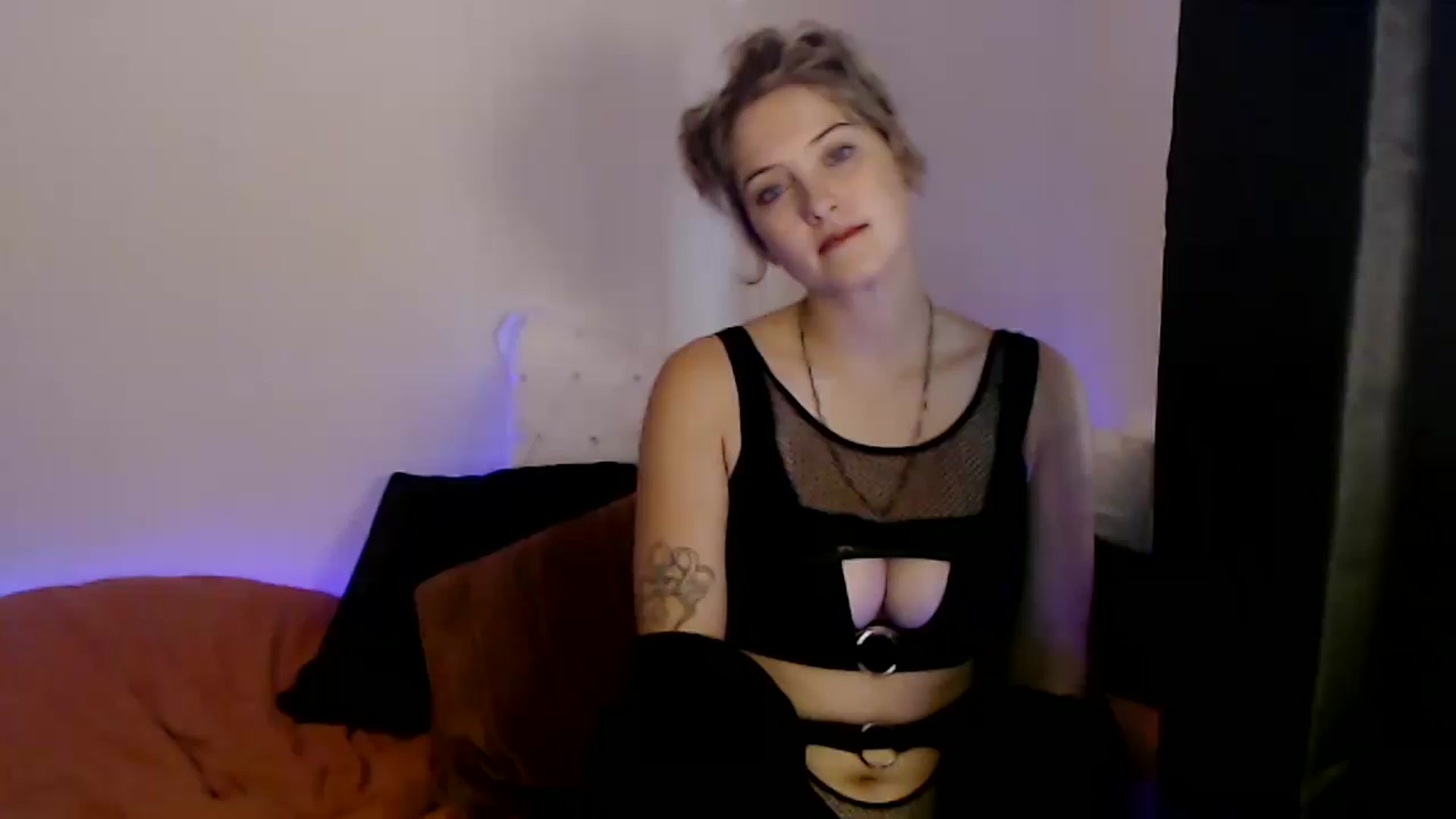 Gallery image thumbnail from Sashaaa5's myfreecams stream on, 05/09/2023, 04:14 image 1 of 20