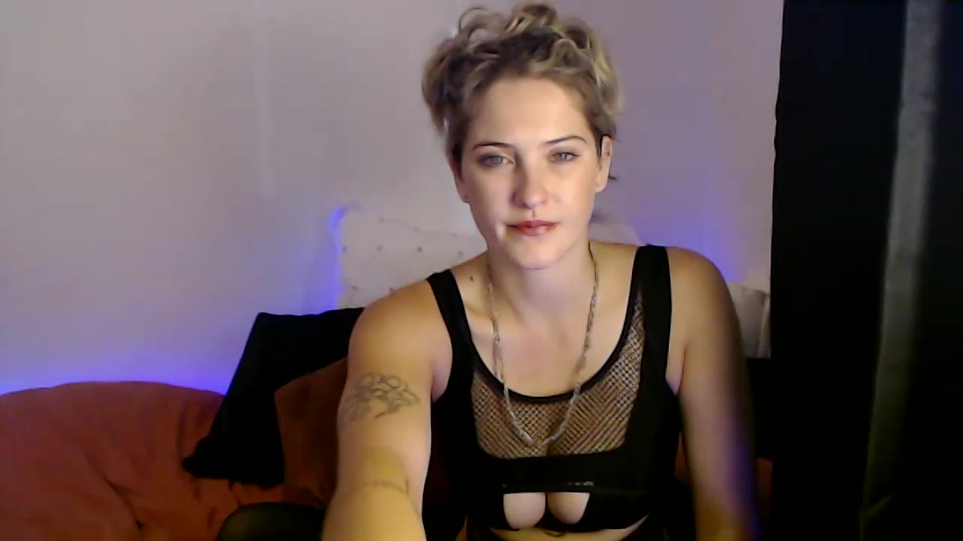 Gallery image thumbnail from Sashaaa5's myfreecams stream on, 05/09/2023, 04:14 image 6 of 20