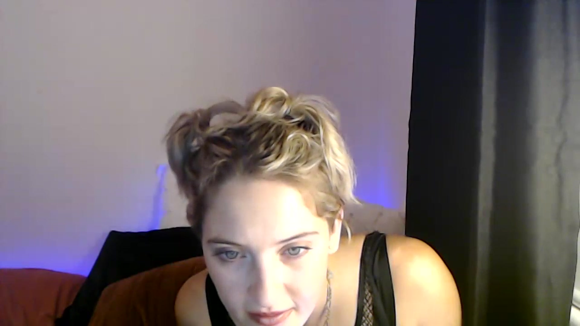 Gallery image thumbnail from Sashaaa5's myfreecams stream on, 05/09/2023, 04:14 image 18 of 20