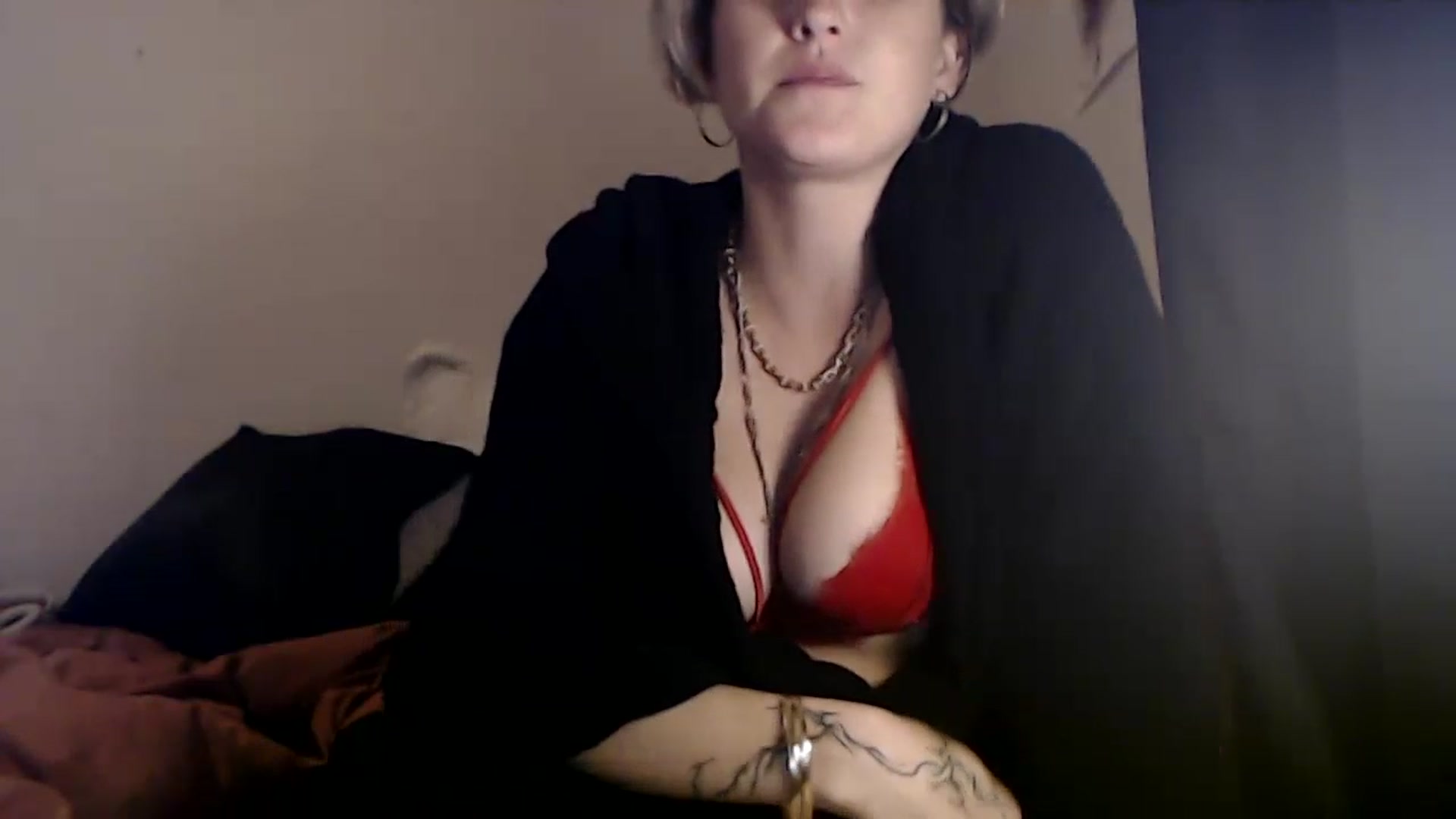 Gallery image thumbnail from Sashaaa5's myfreecams stream on, 05/23/2023, 07:40 image 5 of 20