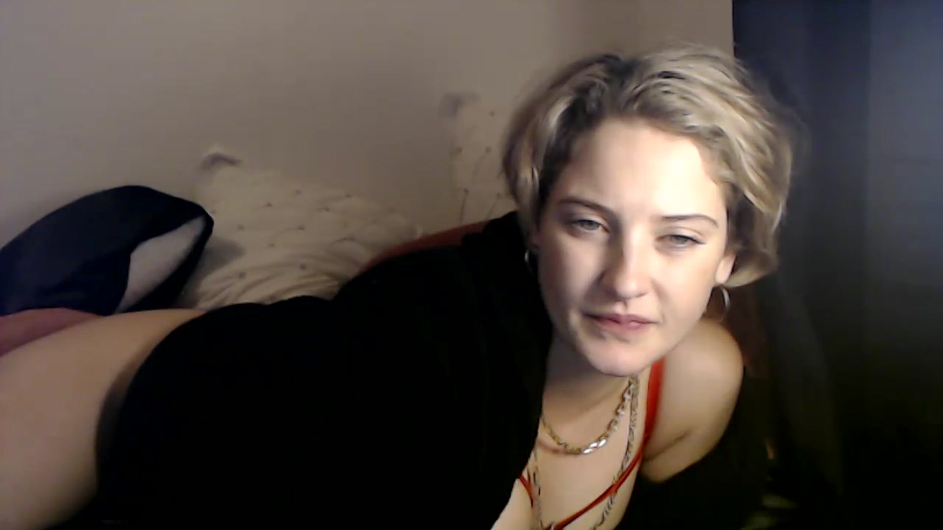 Gallery image thumbnail from Sashaaa5's myfreecams stream on, 05/23/2023, 07:40 image 19 of 20