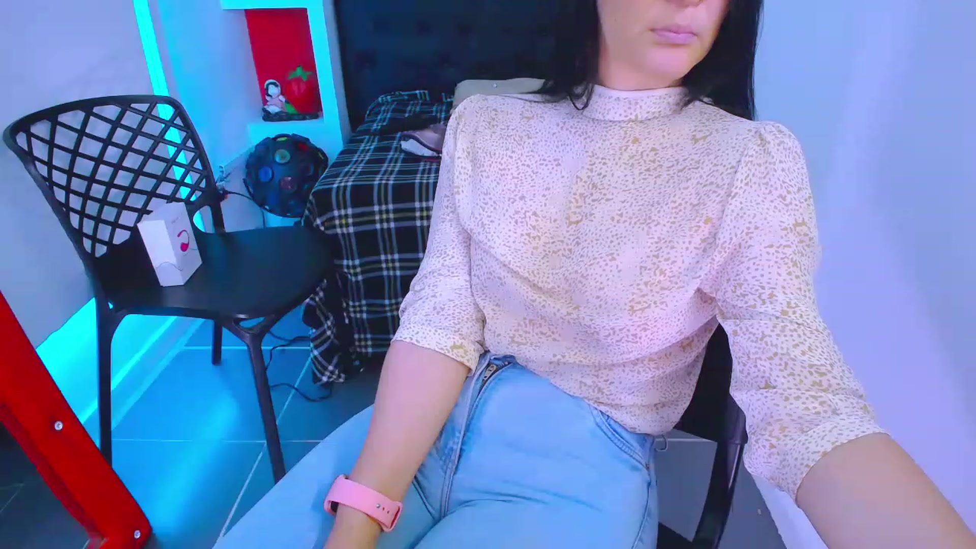 Gallery image thumbnail from Sashabreck's myfreecams stream on, 07/13/2023, 16:20 image 17 of 20