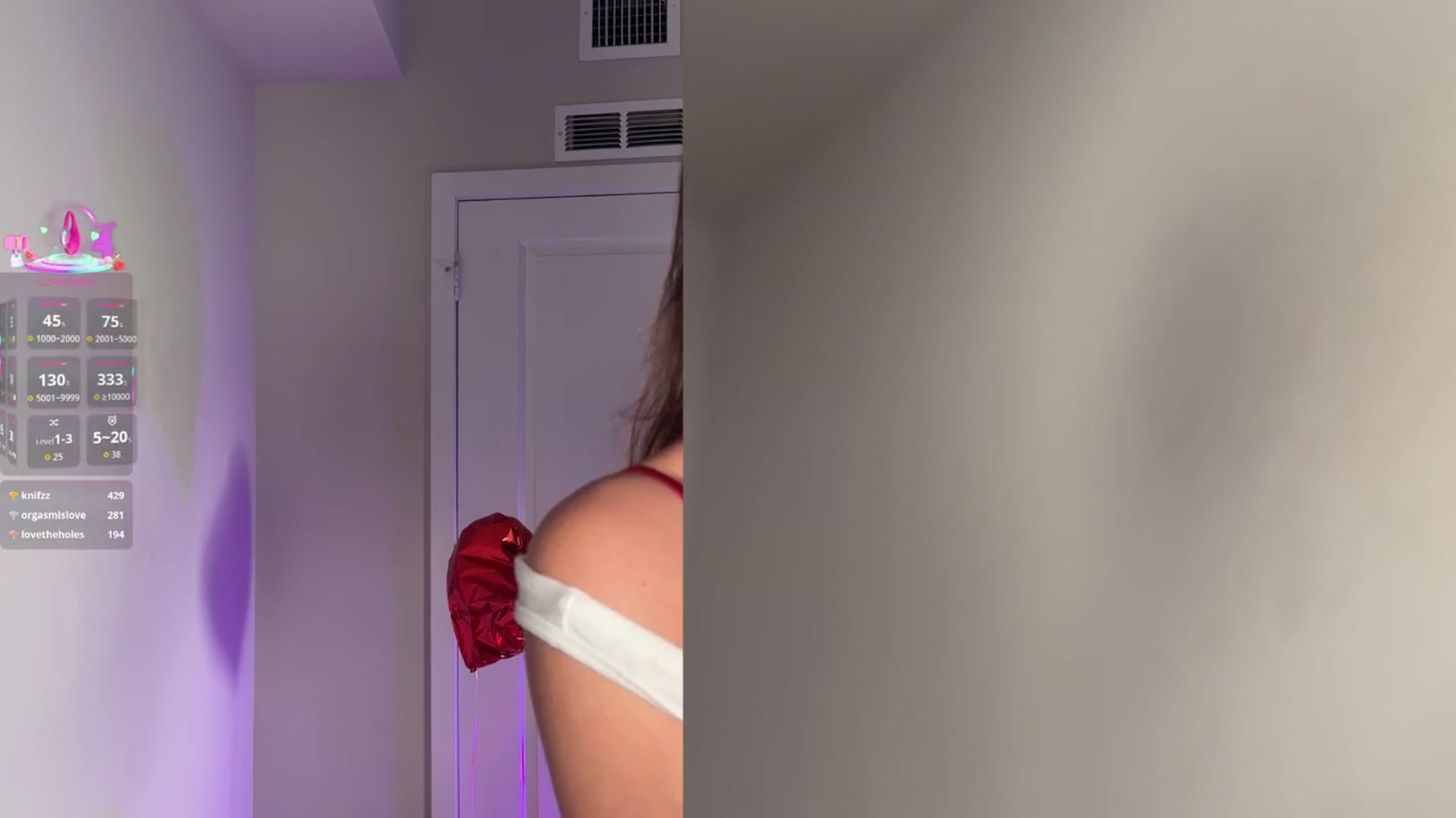 Gallery image thumbnail from Sashalong's myfreecams stream on, 02/24/2026, 04:02 image 10 of 20