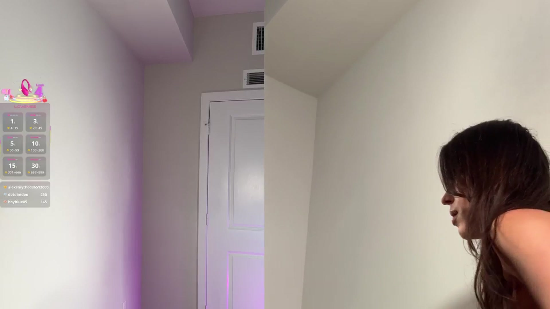 Gallery image thumbnail from Sashalong's myfreecams stream on, 03/19/2026, 01:59 image 13 of 20
