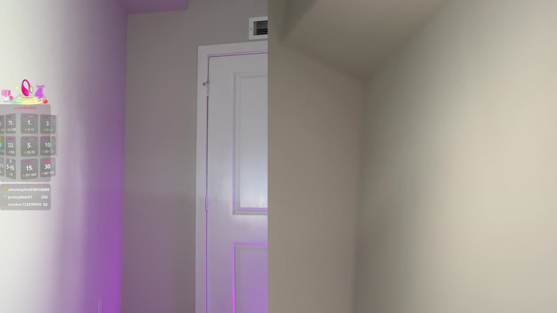 Gallery image thumbnail from Sashalong's myfreecams stream on, 03/23/2026, 01:41 image 15 of 20